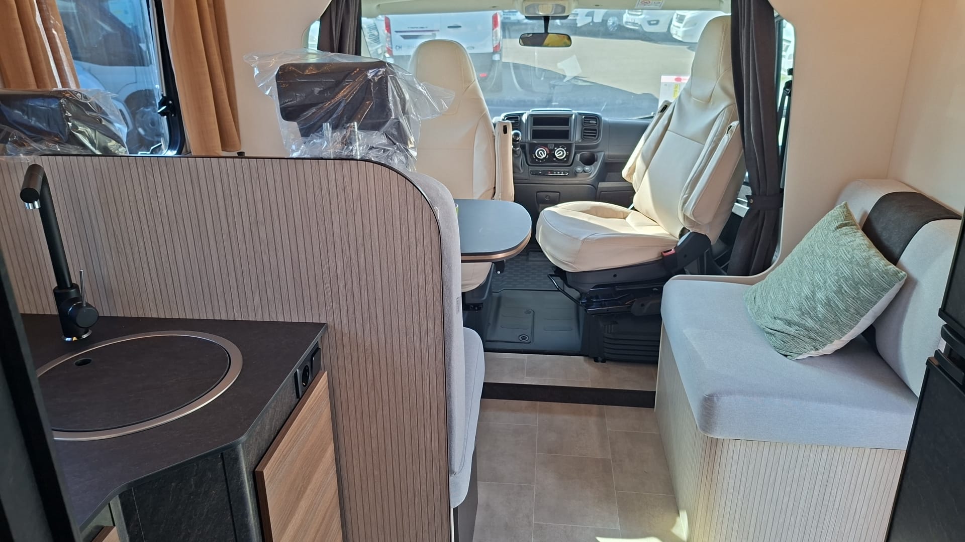 RIMOR Sarus 695***Unschlagbar in Preis und Leistung: Nirgendwo bekommen Sie mehr Wohnmobil für Ihr Geld als bei Rimor***-image-11