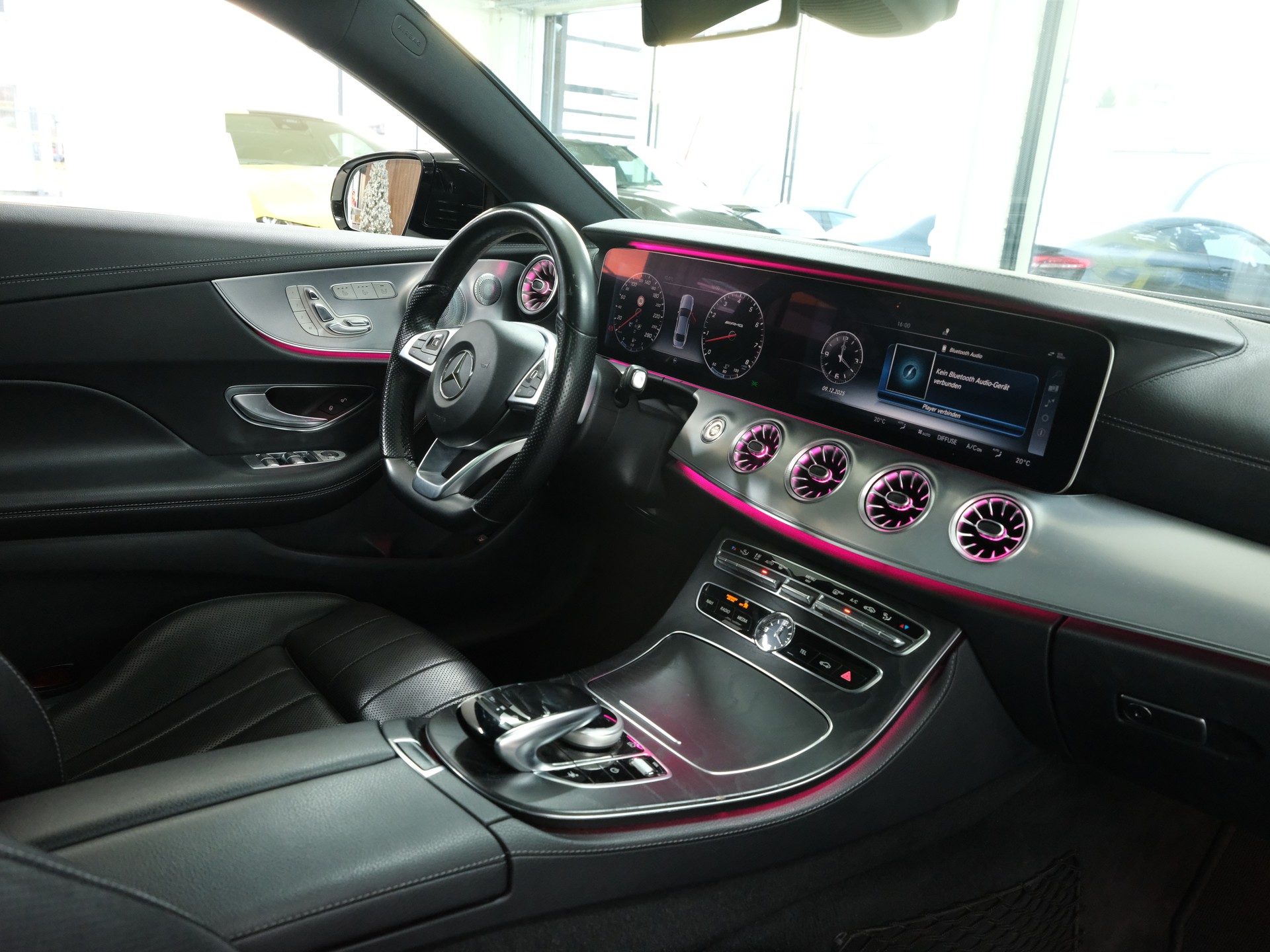 MERCEDES-BENZ E 400 Coupé AMG Line 4 Matic 9G-Tronic-image-19