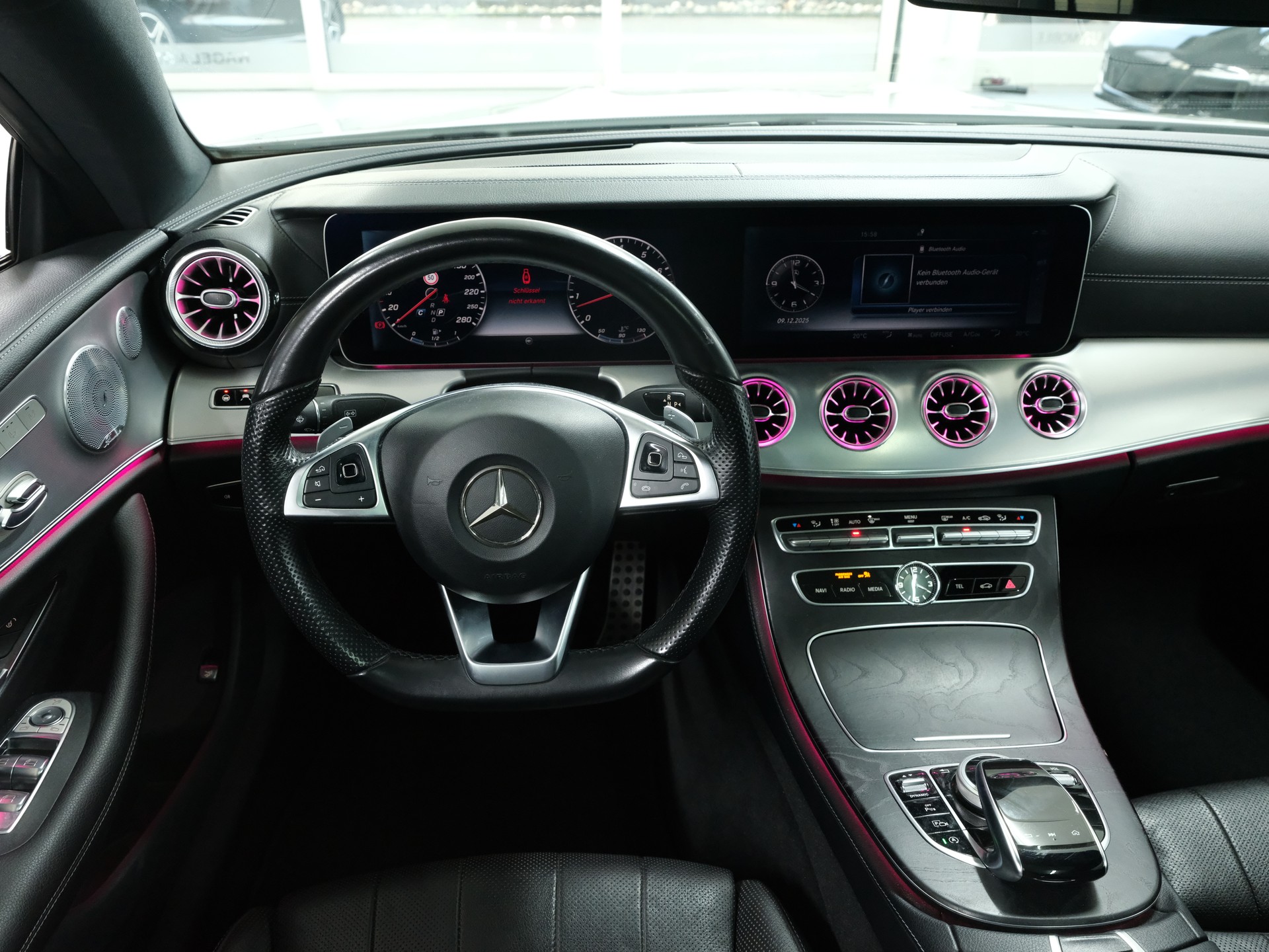 MERCEDES-BENZ E 400 Coupé AMG Line 4 Matic 9G-Tronic-image-13