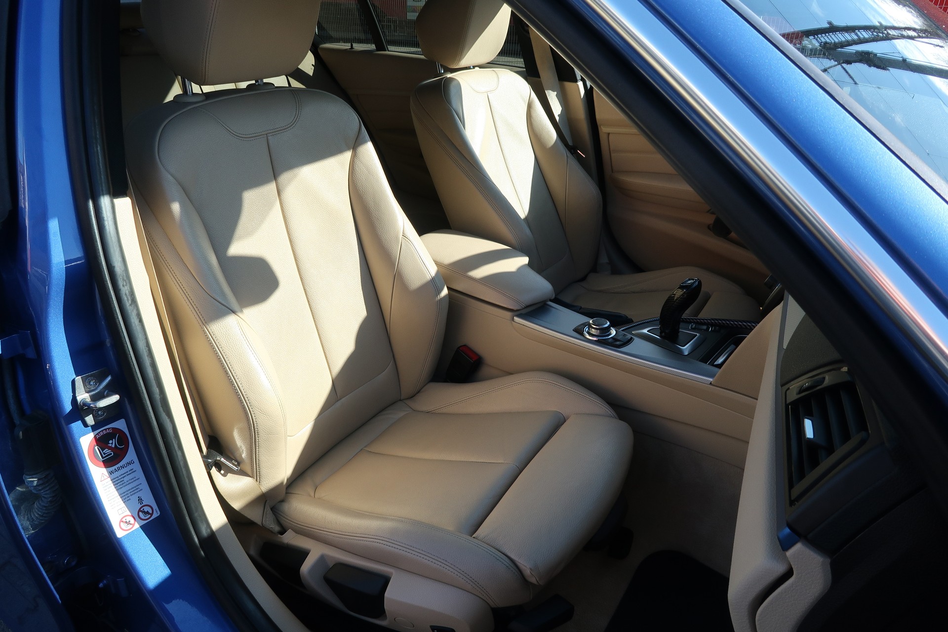 BMW 328i xDrive M-Sportpaket Steptronic-image-11