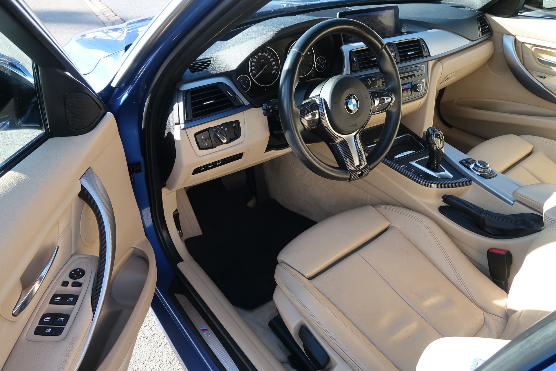 BMW 328i xDrive M-Sportpaket Steptronic-image-7