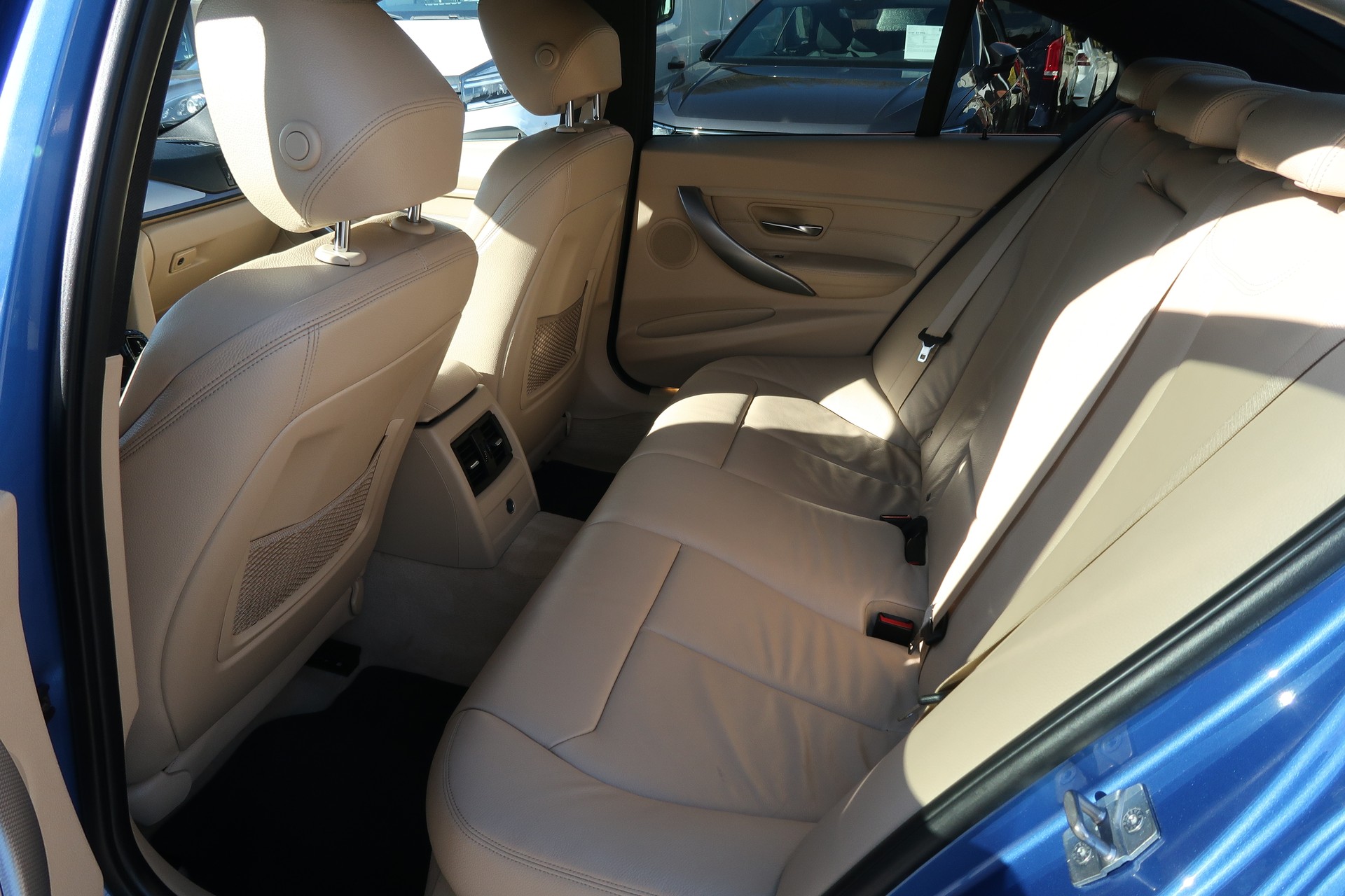 BMW 328i xDrive M-Sportpaket Steptronic-image-8