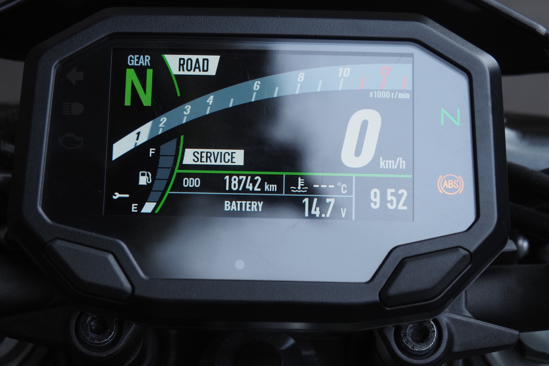 KAWASAKI Z 900-image-9