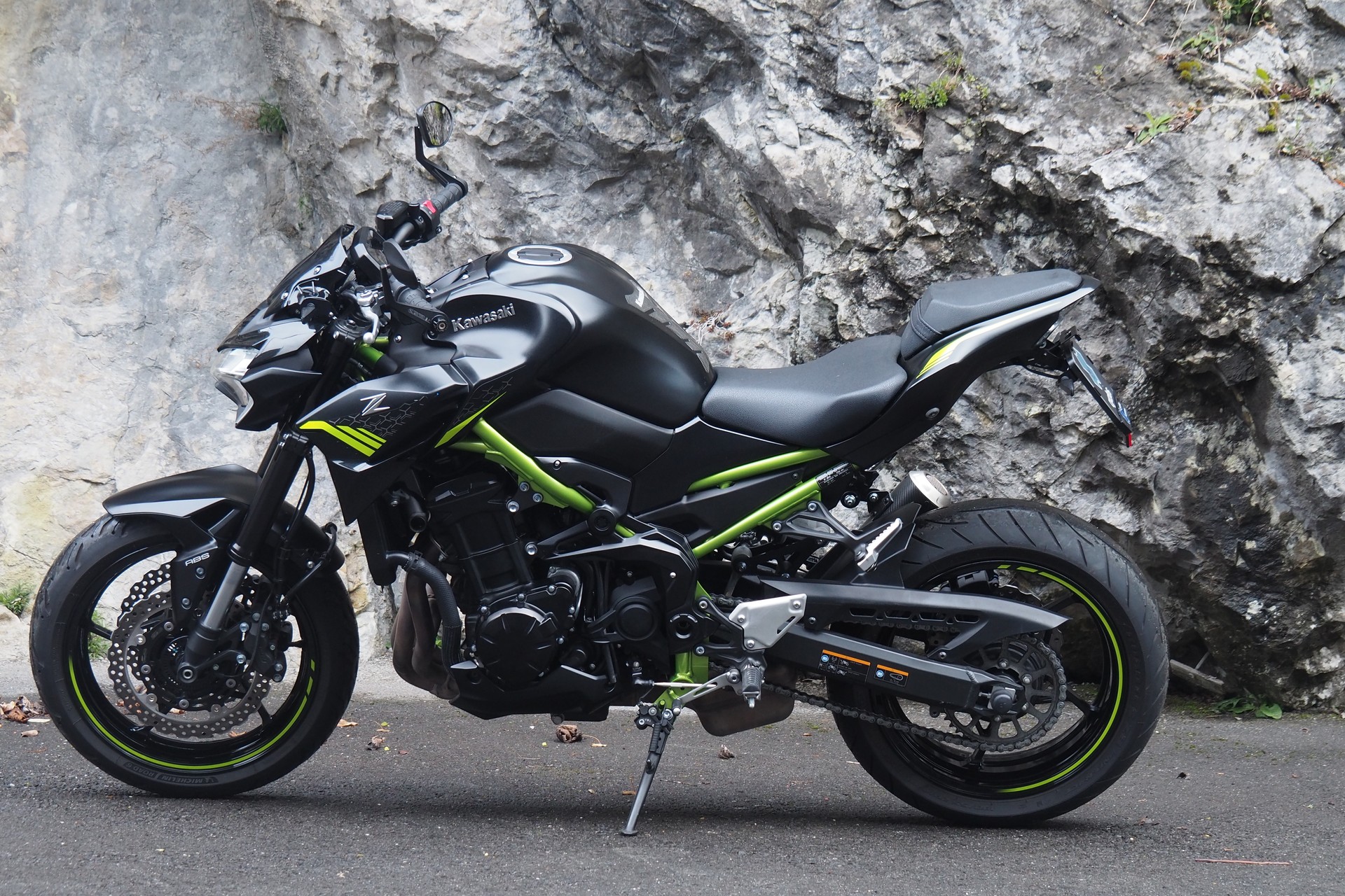 KAWASAKI Z 900-image-1