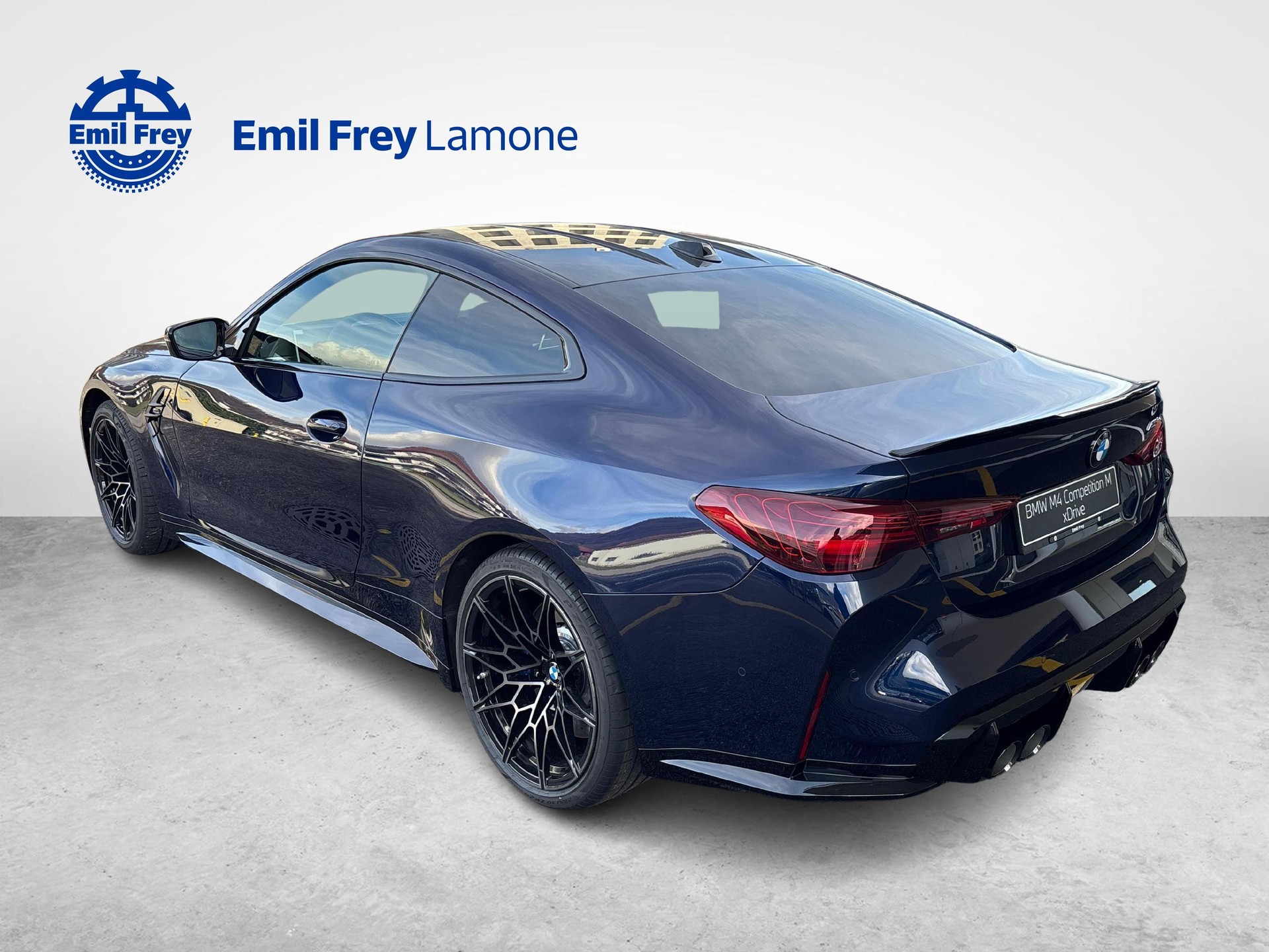 BMW M4 Competition xDrive Coupé-showroom-element-2