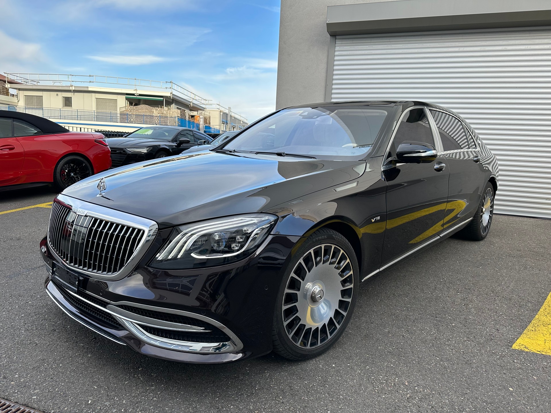 MERCEDES-BENZ S 650 Maybach 9G-Tronic-showroom-element-1