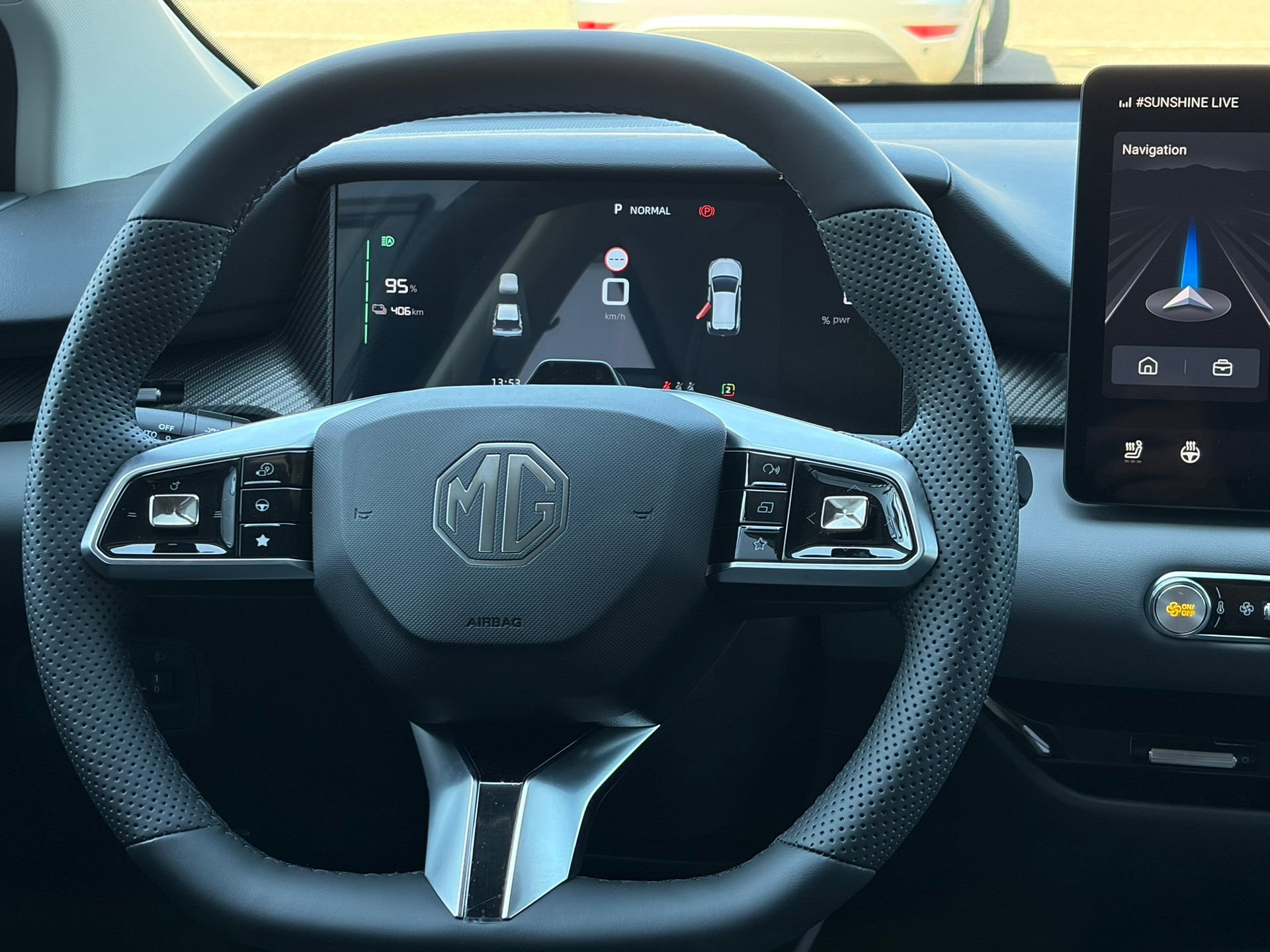 MG 4 EV 64kWh Premium-image-14