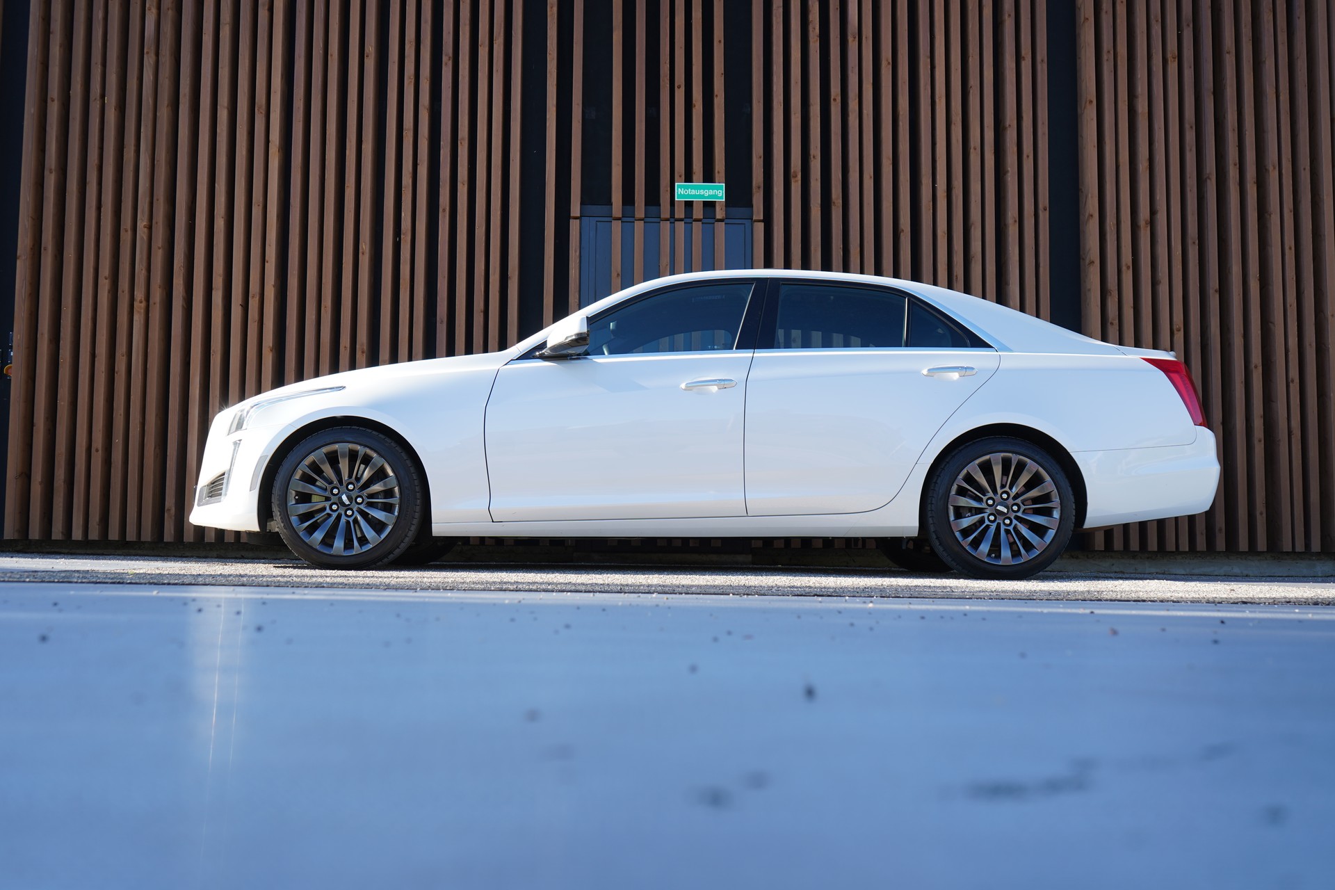 CADILLAC CTS Sedan 2.0 Turbo Premium AWD Automatic-image-1