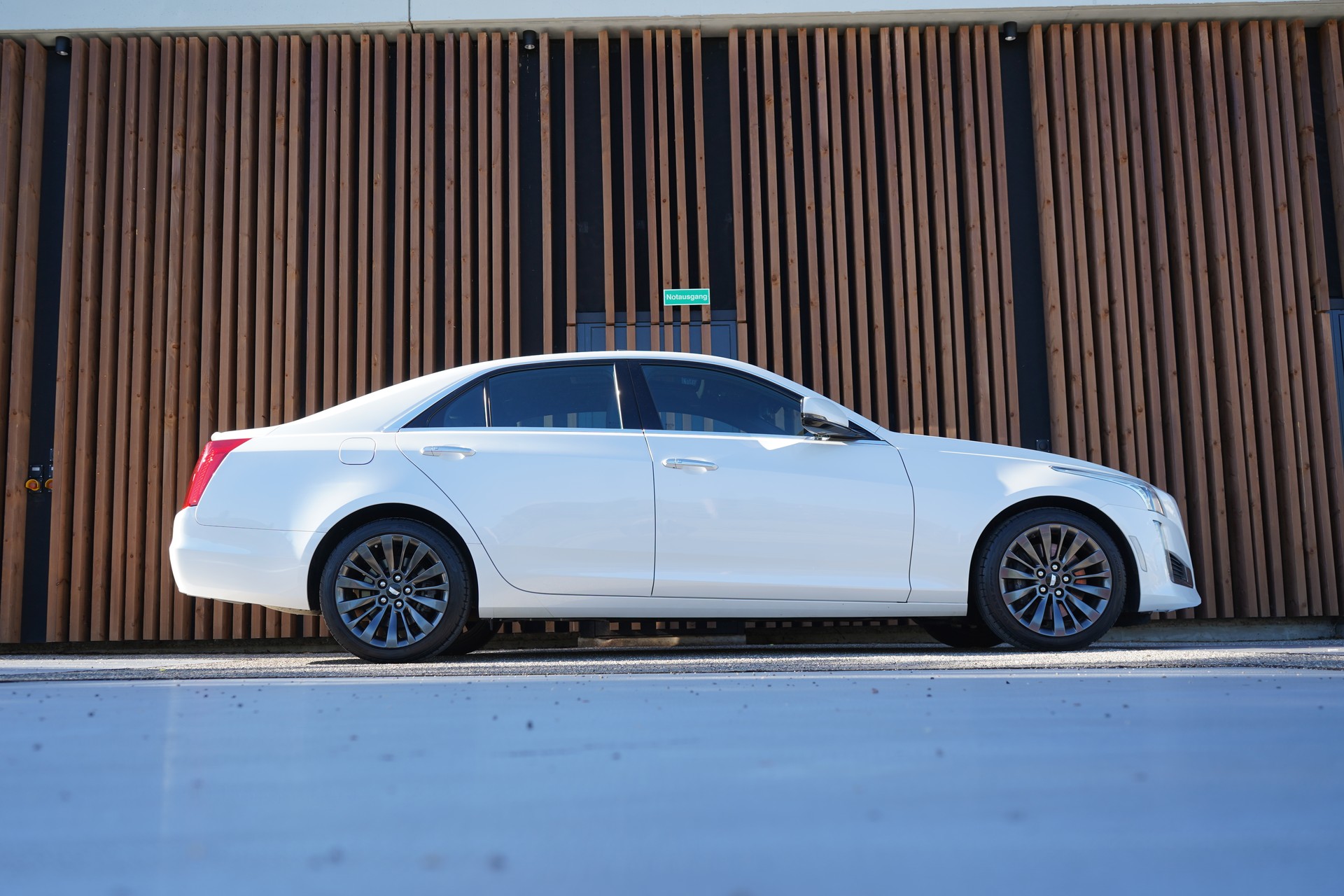 CADILLAC CTS Sedan 2.0 Turbo Premium AWD Automatic-image-2
