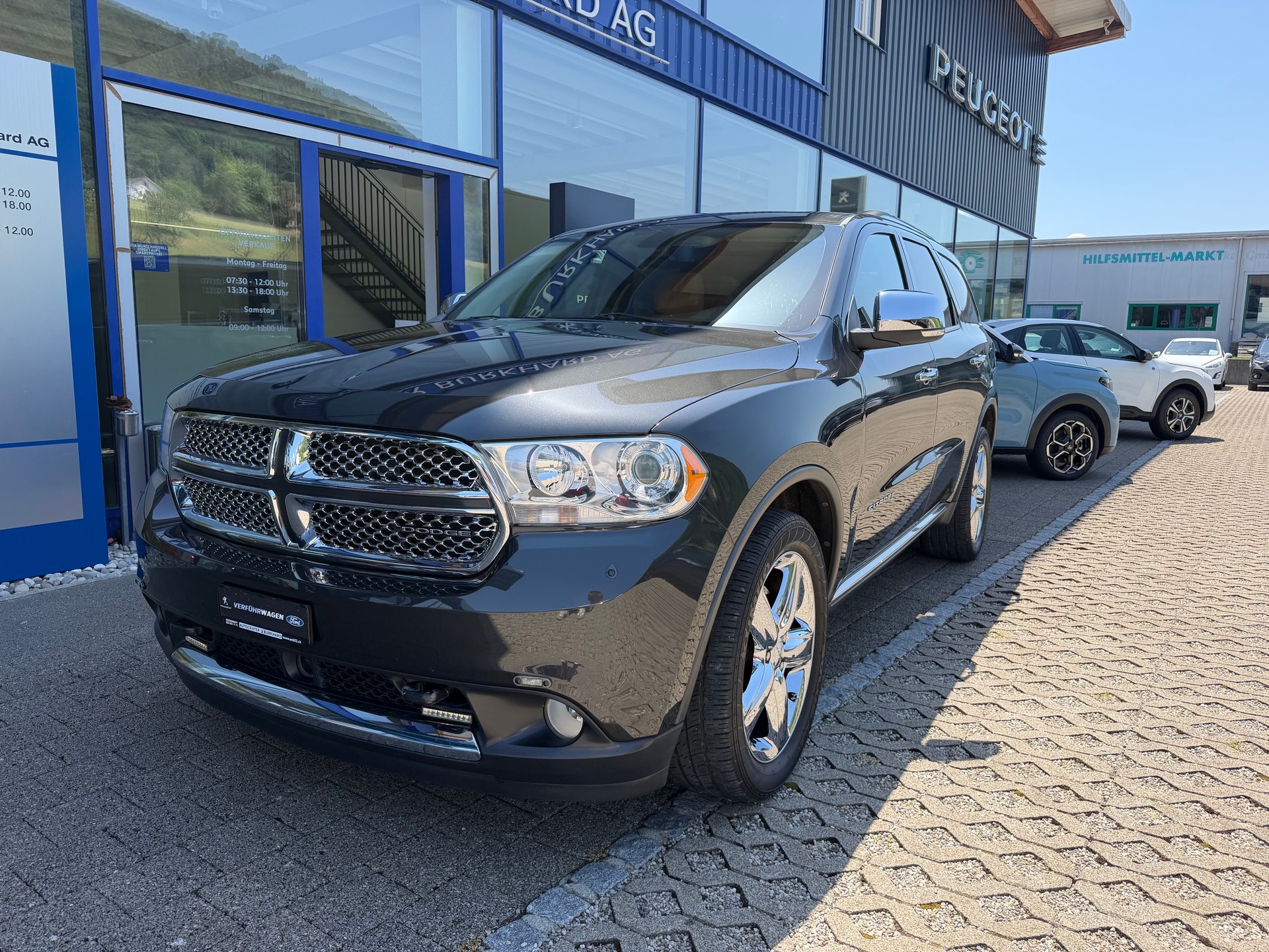DODGE Durango 5.7 V8 Hemi Citadel 7 Plätzer-showroom-element-1