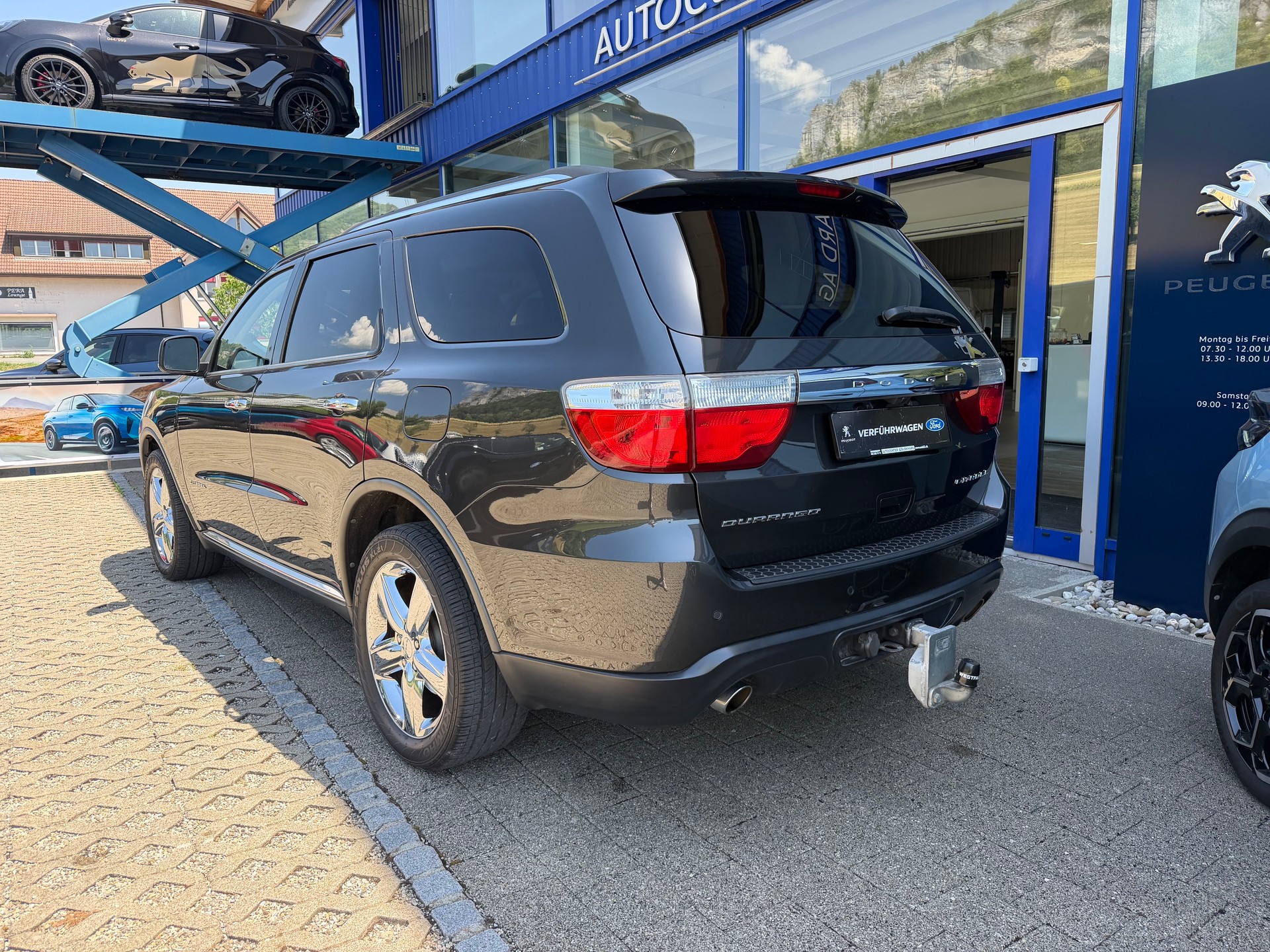 DODGE Durango 5.7 V8 Hemi Citadel 7 Plätzer-image-9