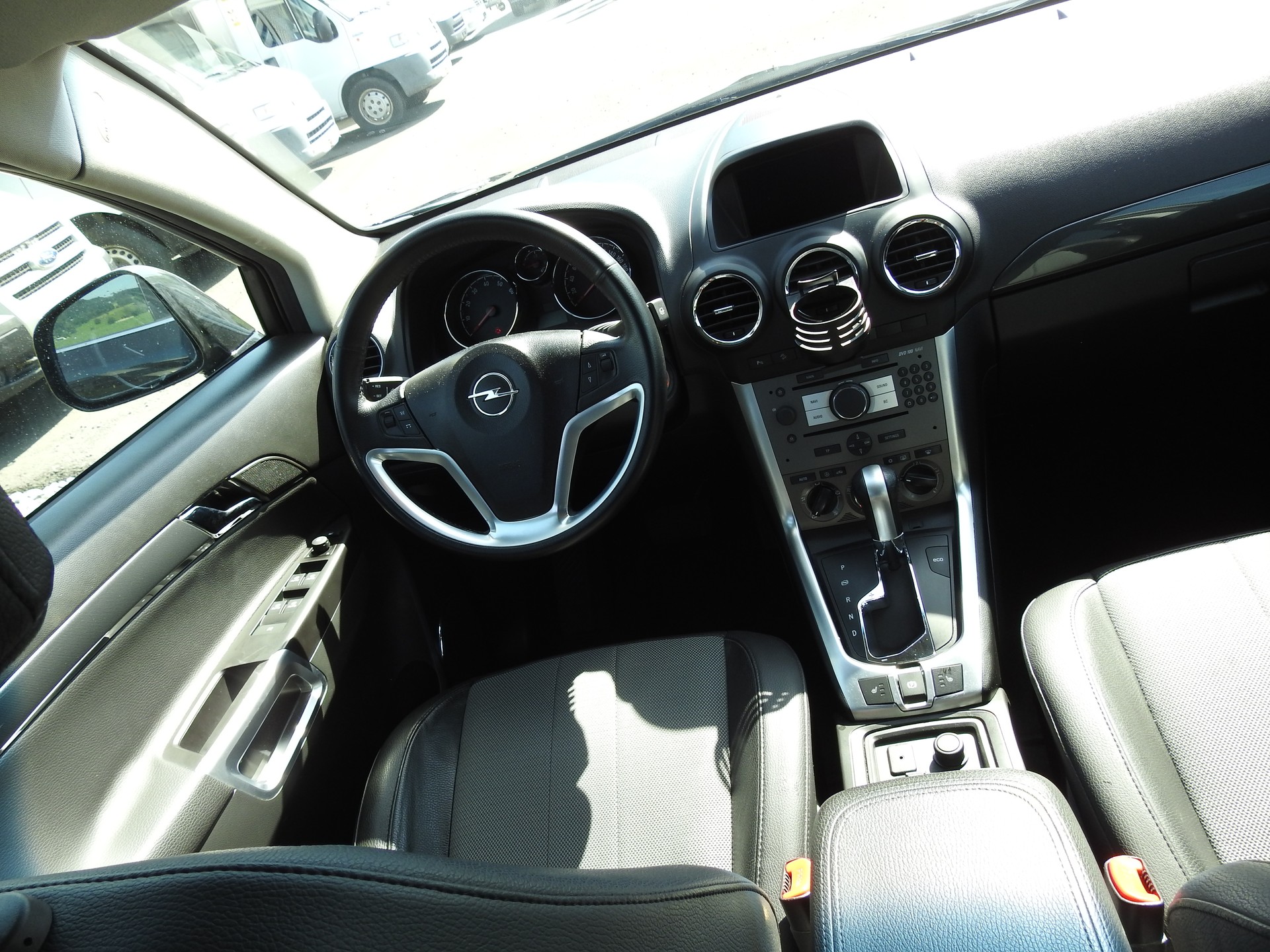 OPEL Antara 2.4 Cosmo 4WD Automatic-image-18