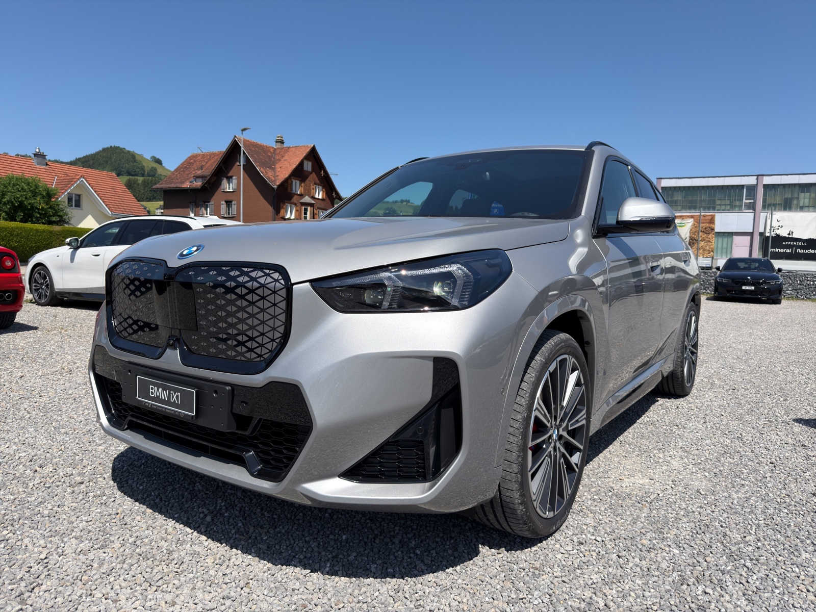 BMW iX1 xDrive 30 M Sport Pro-image-25