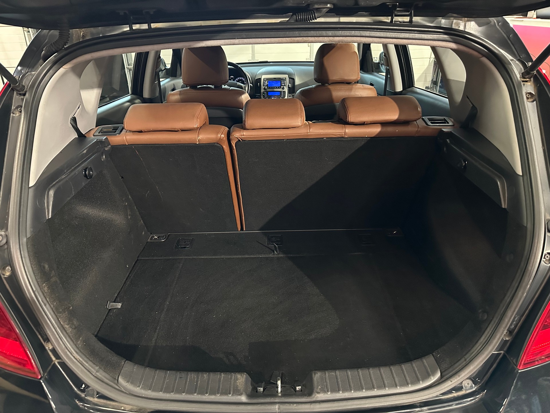 HYUNDAI i30 1.6 Style-image-19