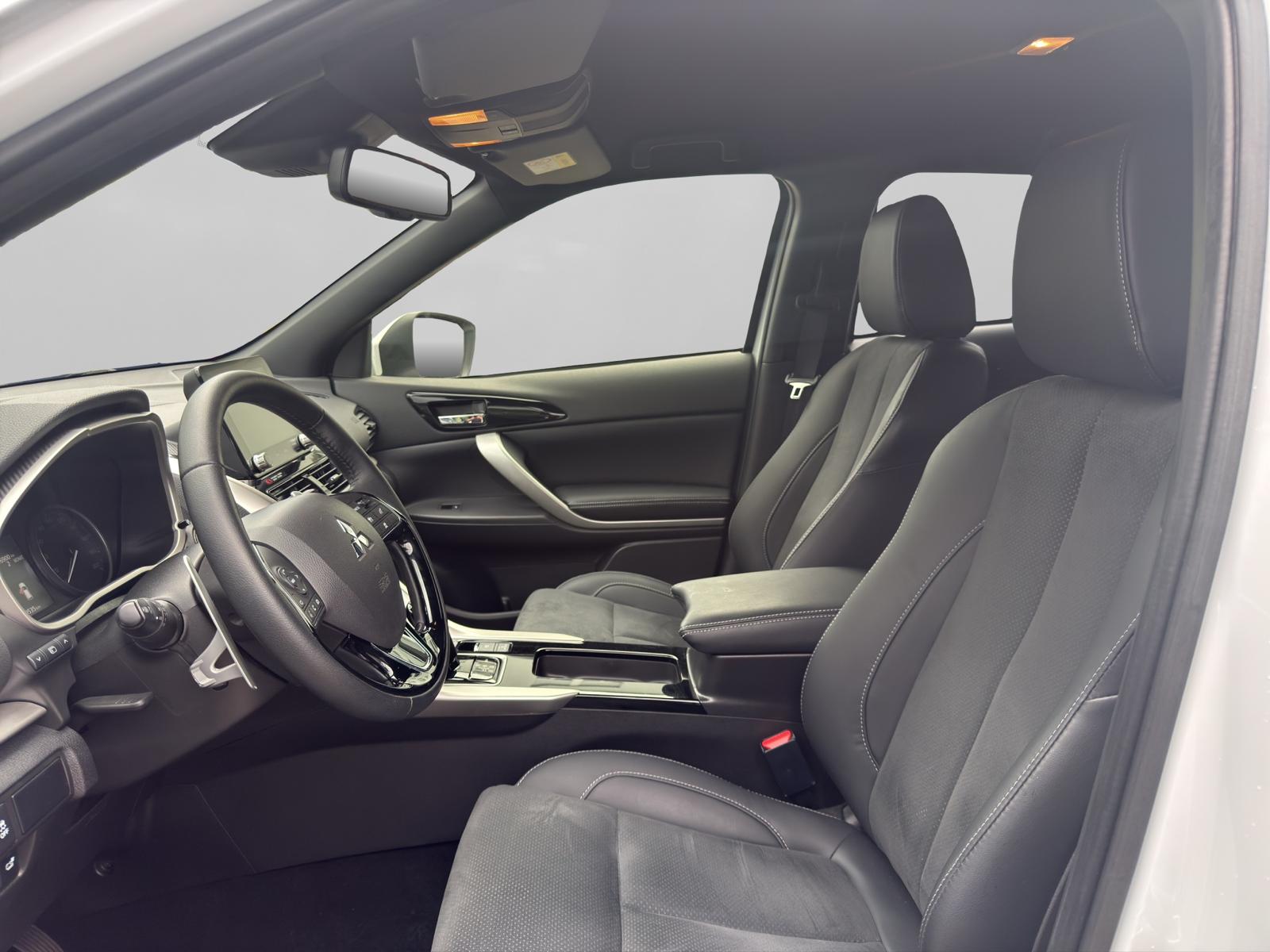 MITSUBISHI Eclipse Cross 2.4 PHEV Intense 4WD-image-8