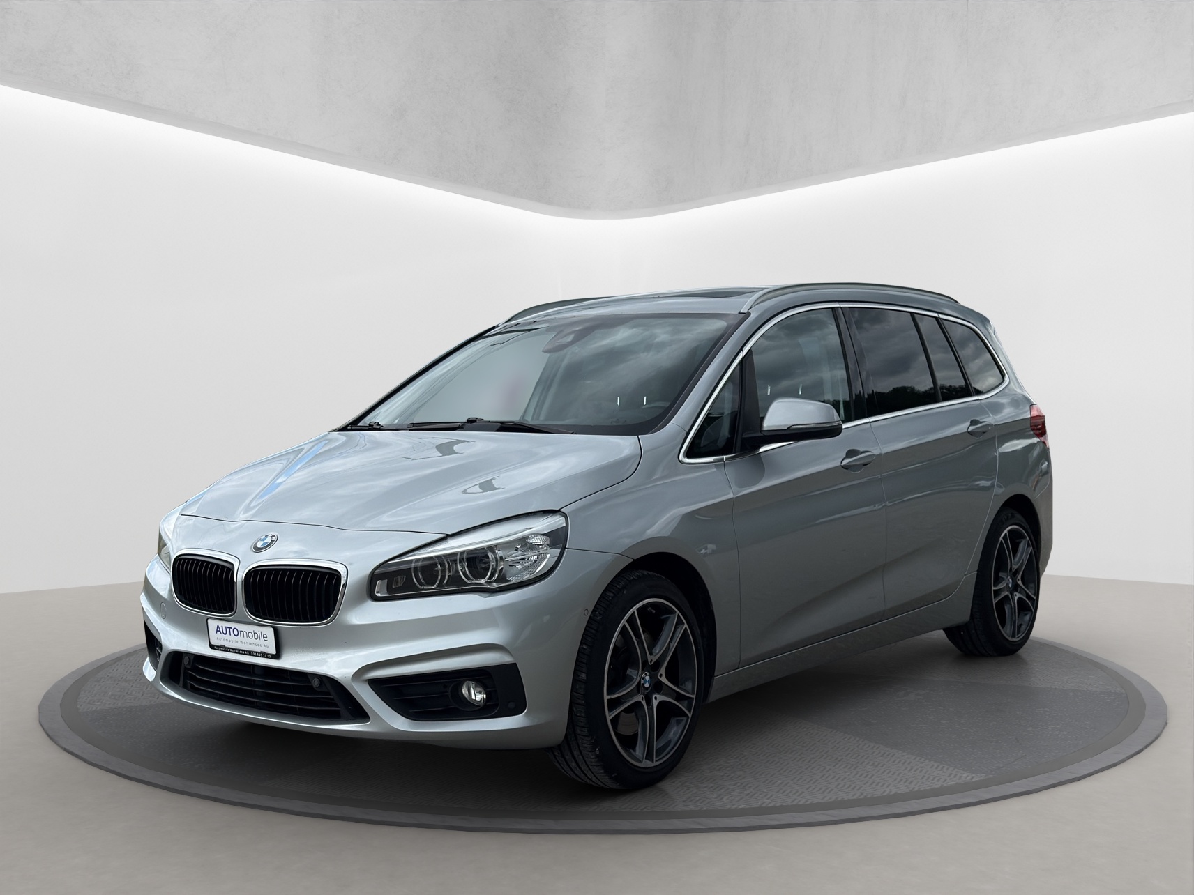 BMW 220d xDrive Gran Tourer Steptronic-showroom-element-1