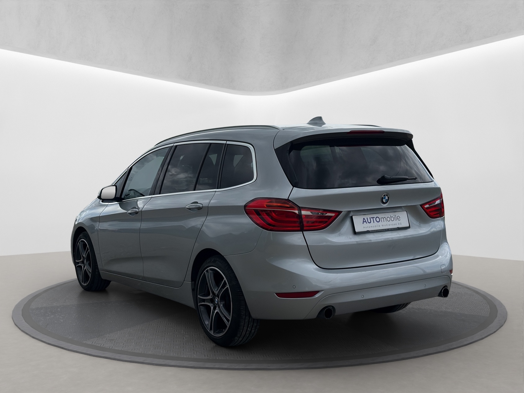 BMW 220d xDrive Gran Tourer Steptronic-image-6