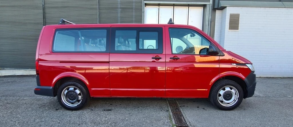 VW T6.1 2.0 Bi-TDI 4Motion DSG ** 199 PS ** 9-Plätzer ** Gr-Navi ** RF-Kamera ** Anh-Kupplung ** Frisch Ab MFK & Service **-image-6