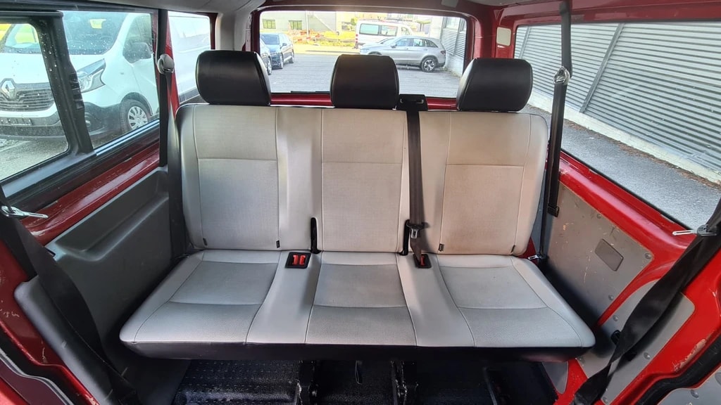 VW T6.1 2.0 Bi-TDI 4Motion DSG ** 199 PS ** 9-Plätzer ** Gr-Navi ** RF-Kamera ** Anh-Kupplung ** Frisch Ab MFK & Service **-image-15
