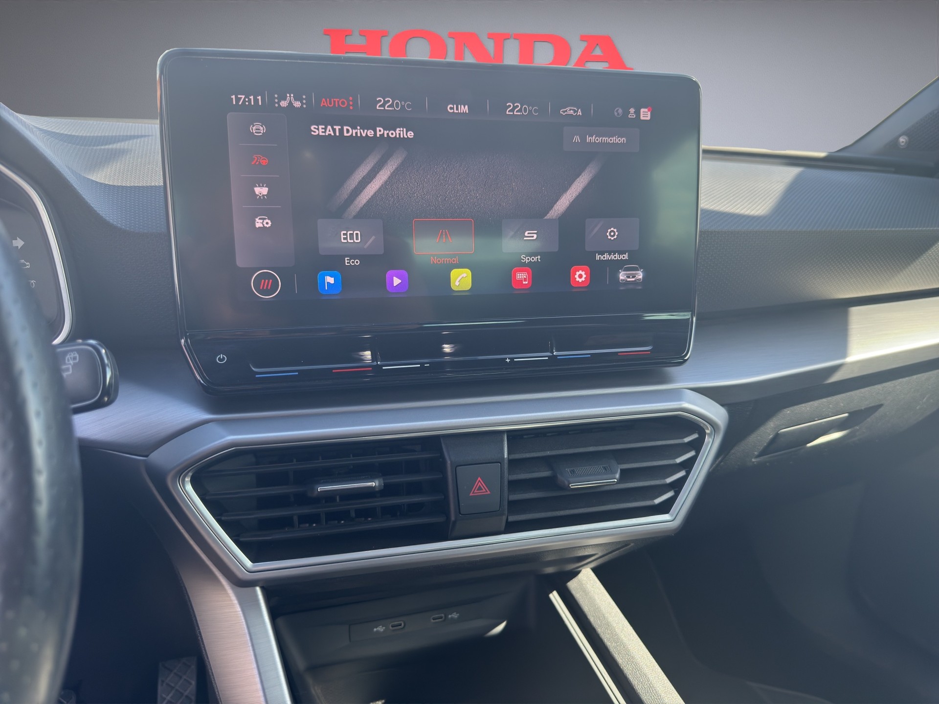 SEAT Leon 1.5 TSI 150 FR-image-14