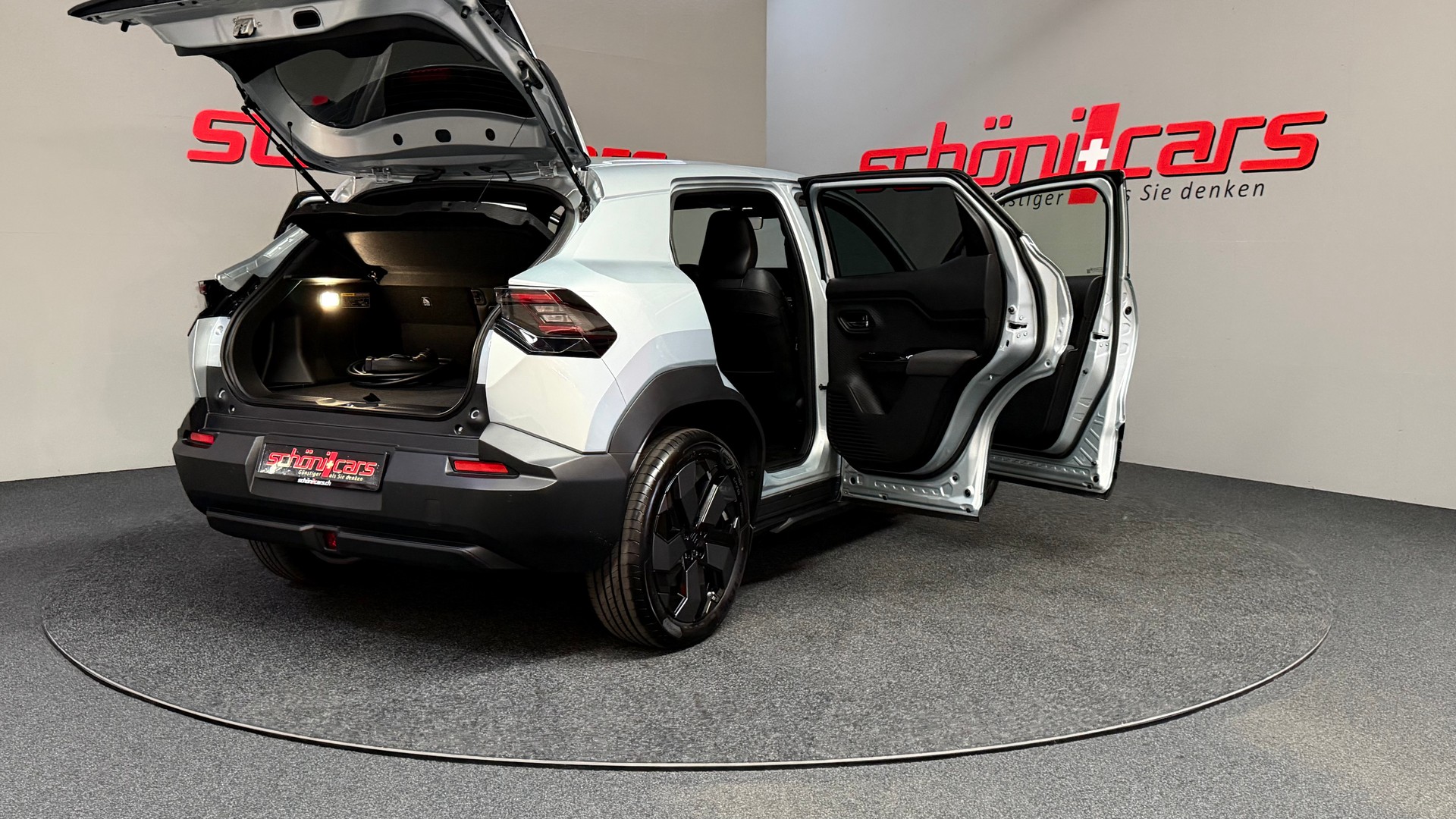 SUZUKI e-Vitara 61kWh Compact Top 4x4-image-6