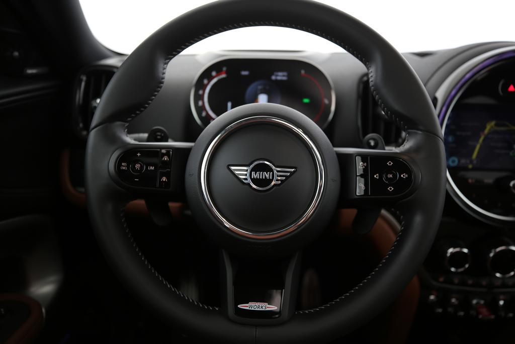 MINI Countryman F60 2.0i John Cooper Works ALL4-image-5