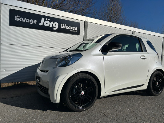 TOYOTA iQ 1.33 carbon