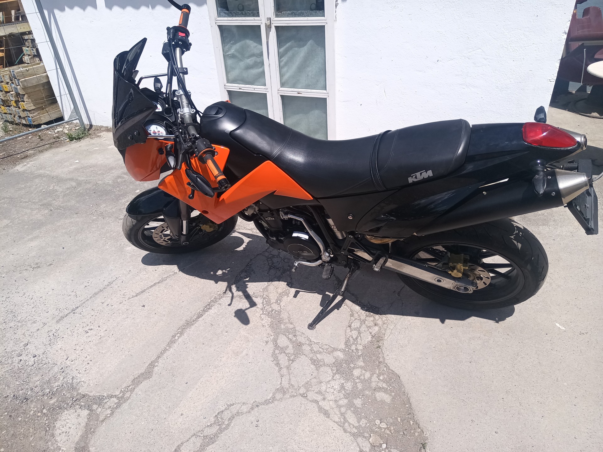 KTM 640 Duke-E II (25kW)-image-1