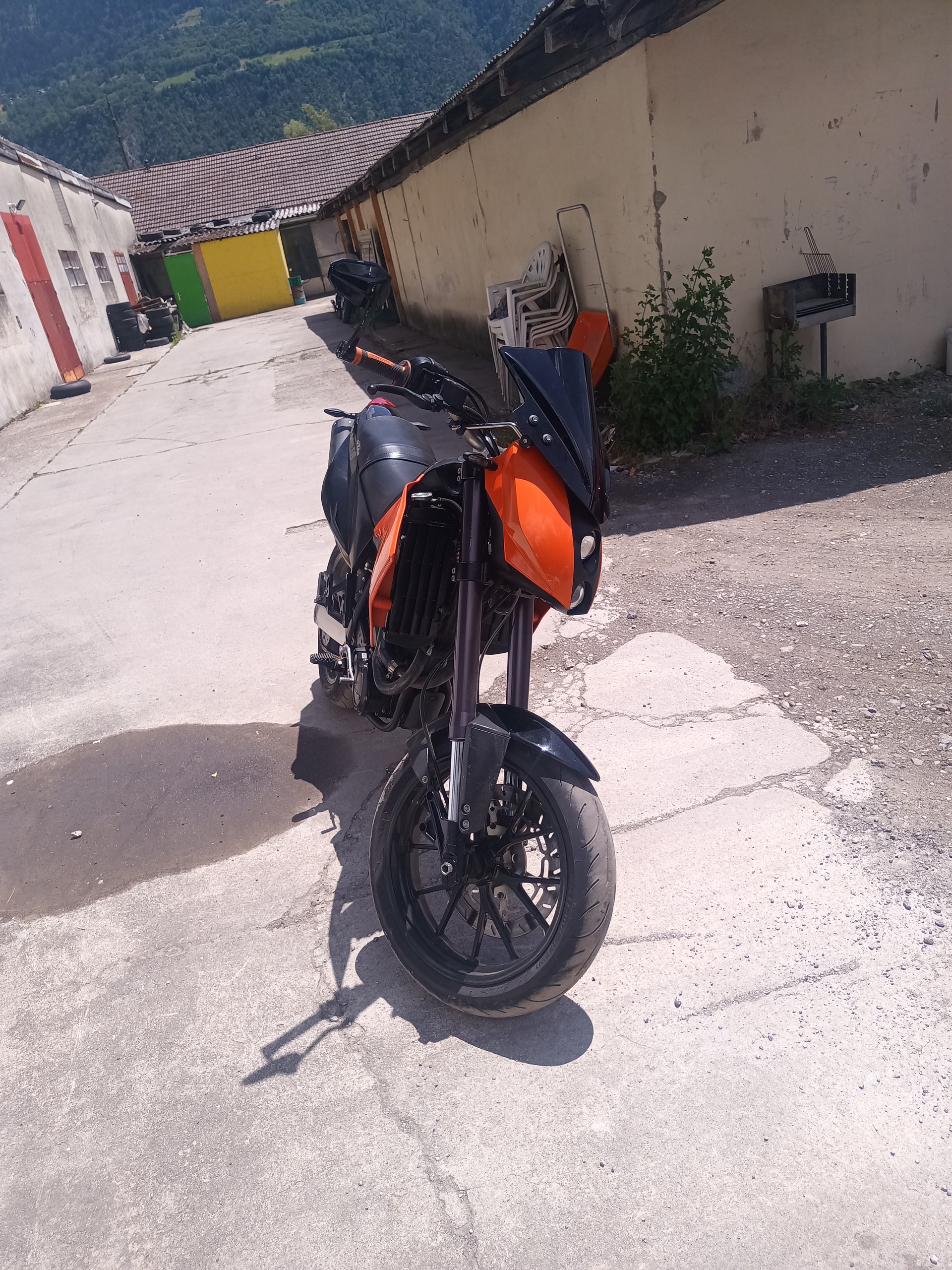 KTM 640 Duke-E II (25kW)-image-4