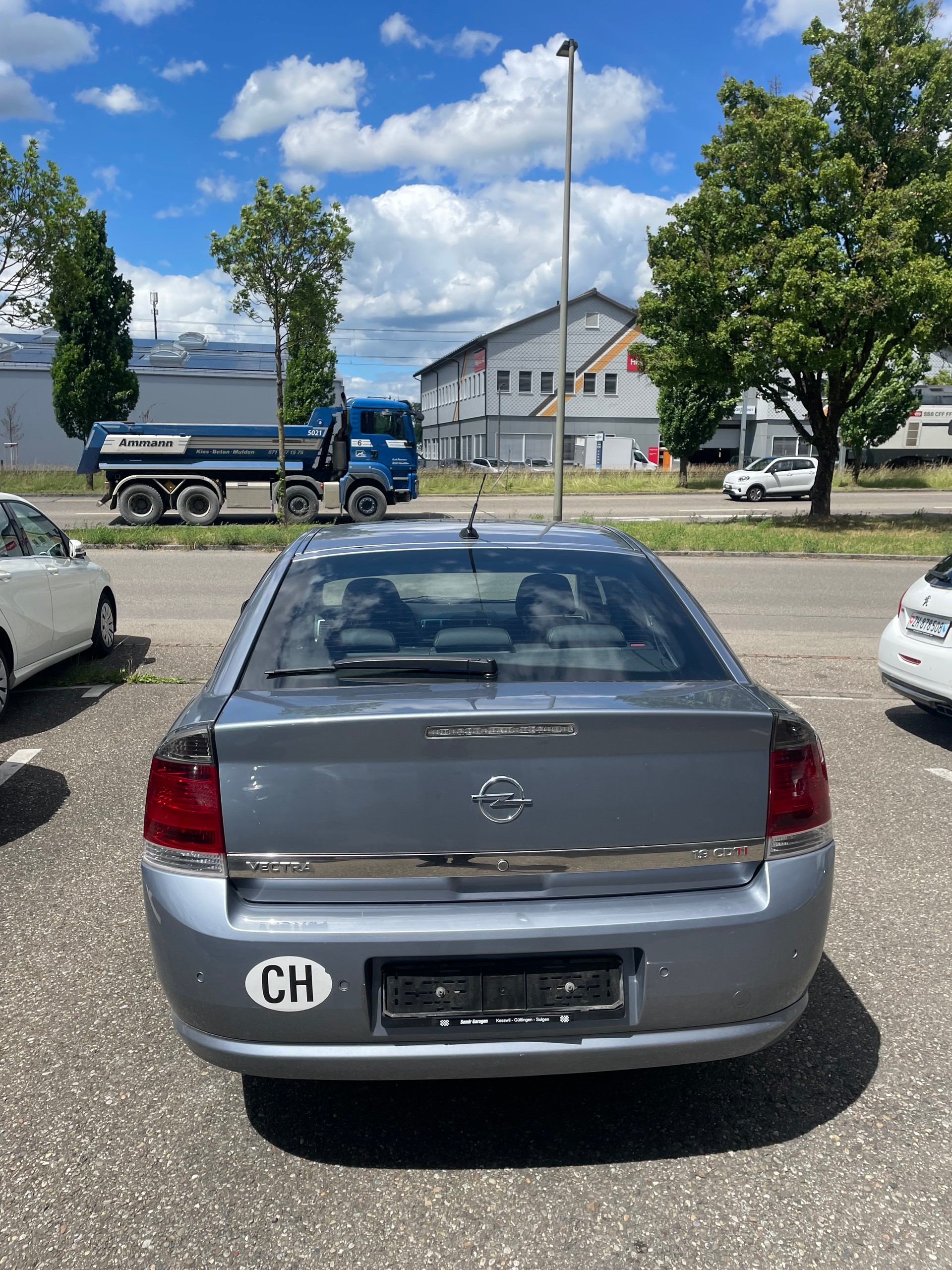 OPEL Vectra 1.9 CDTi 16V Diamond Automatic-image-4