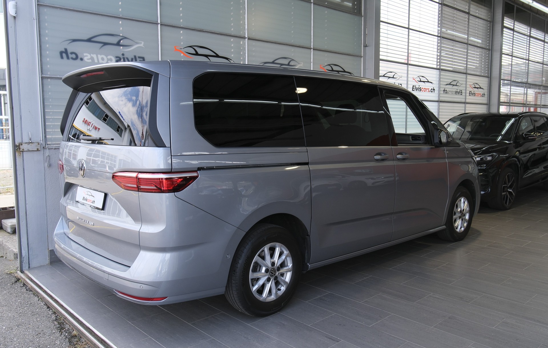 VW Multivan 2.0 TDI Life DSG Lang " 8 Sitzplätze "-image-26