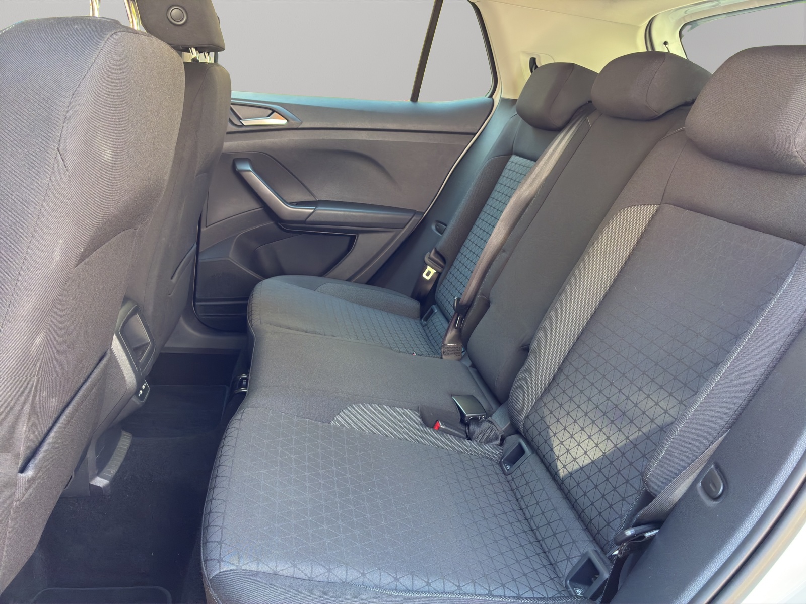 VW T-Cross 1.0 TSI Life DSG-image-9