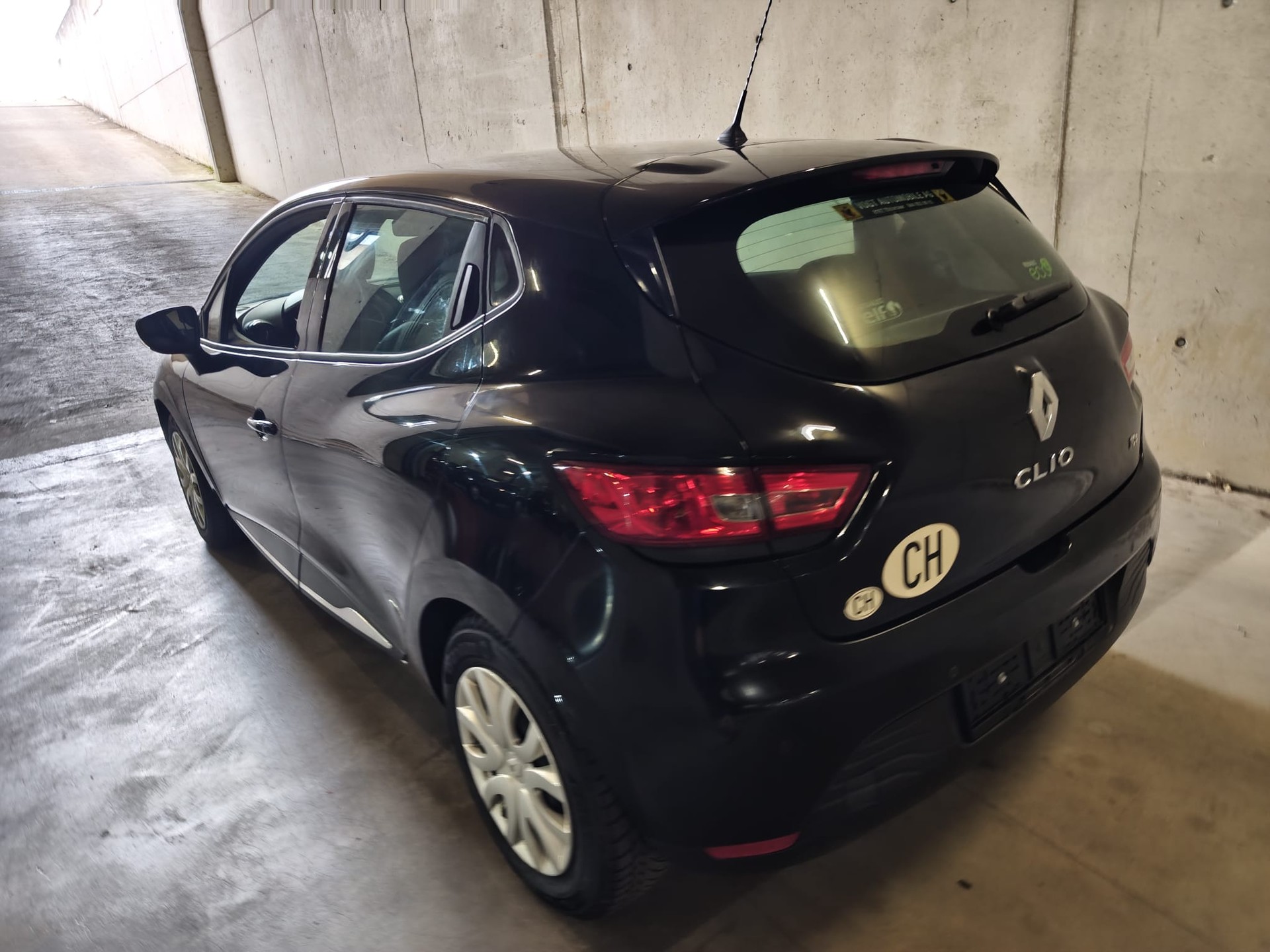 RENAULT Clio 90-image-4