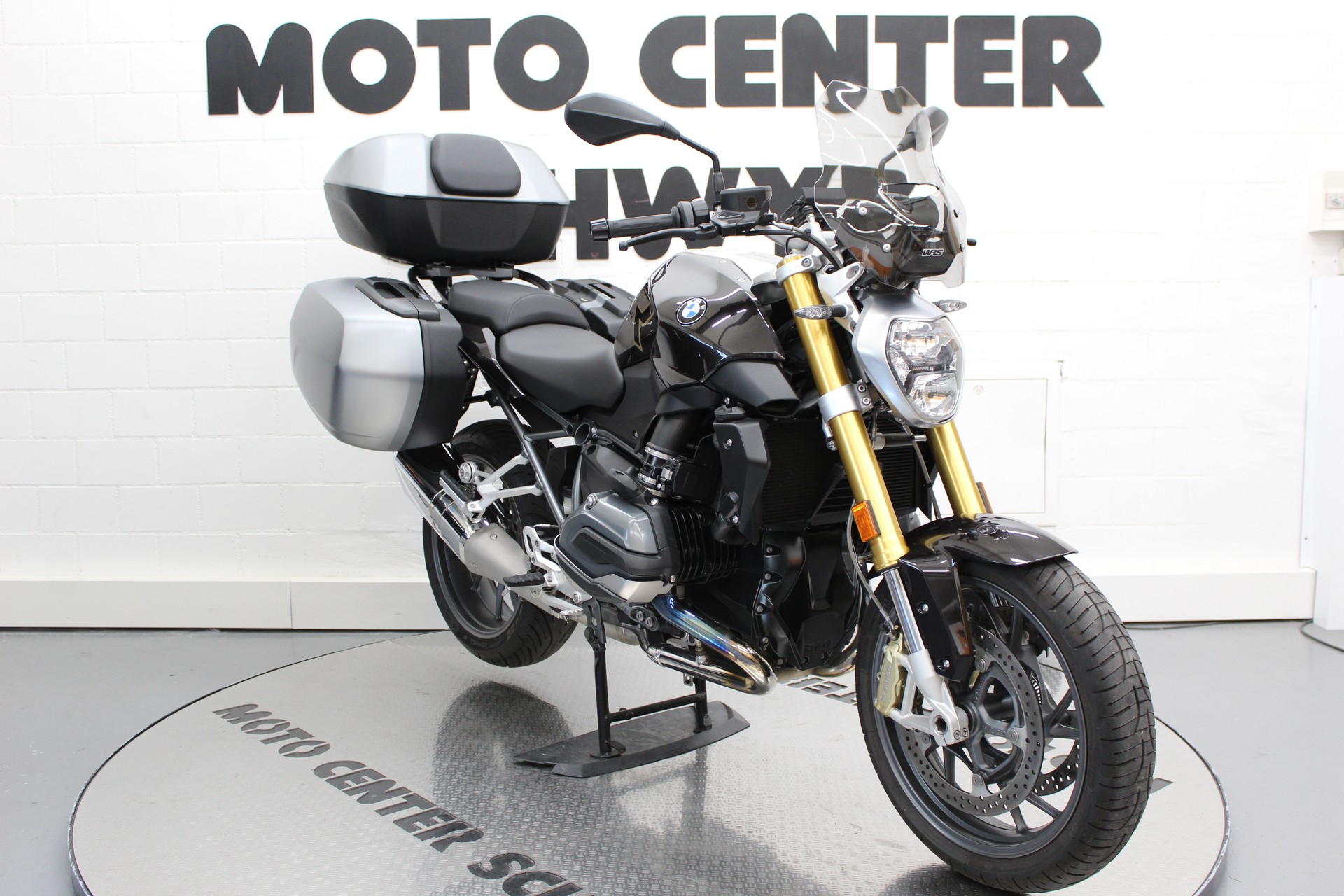 BMW R 1200 R ABS-image-1