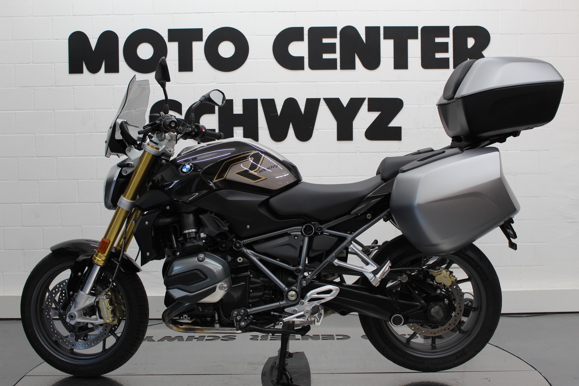 BMW R 1200 R ABS-image-3