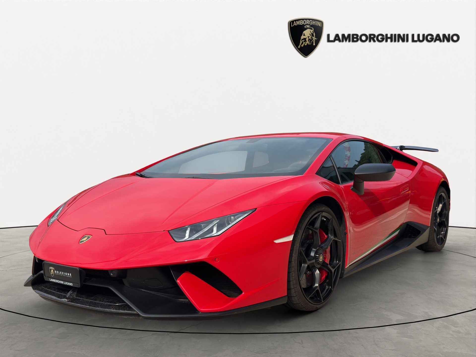 LAMBORGHINI Huracan Performante MY18 Selezione Certified Pre-Owned Certifications: 150-point check list Lamborghini Lugano-showroom-element-2