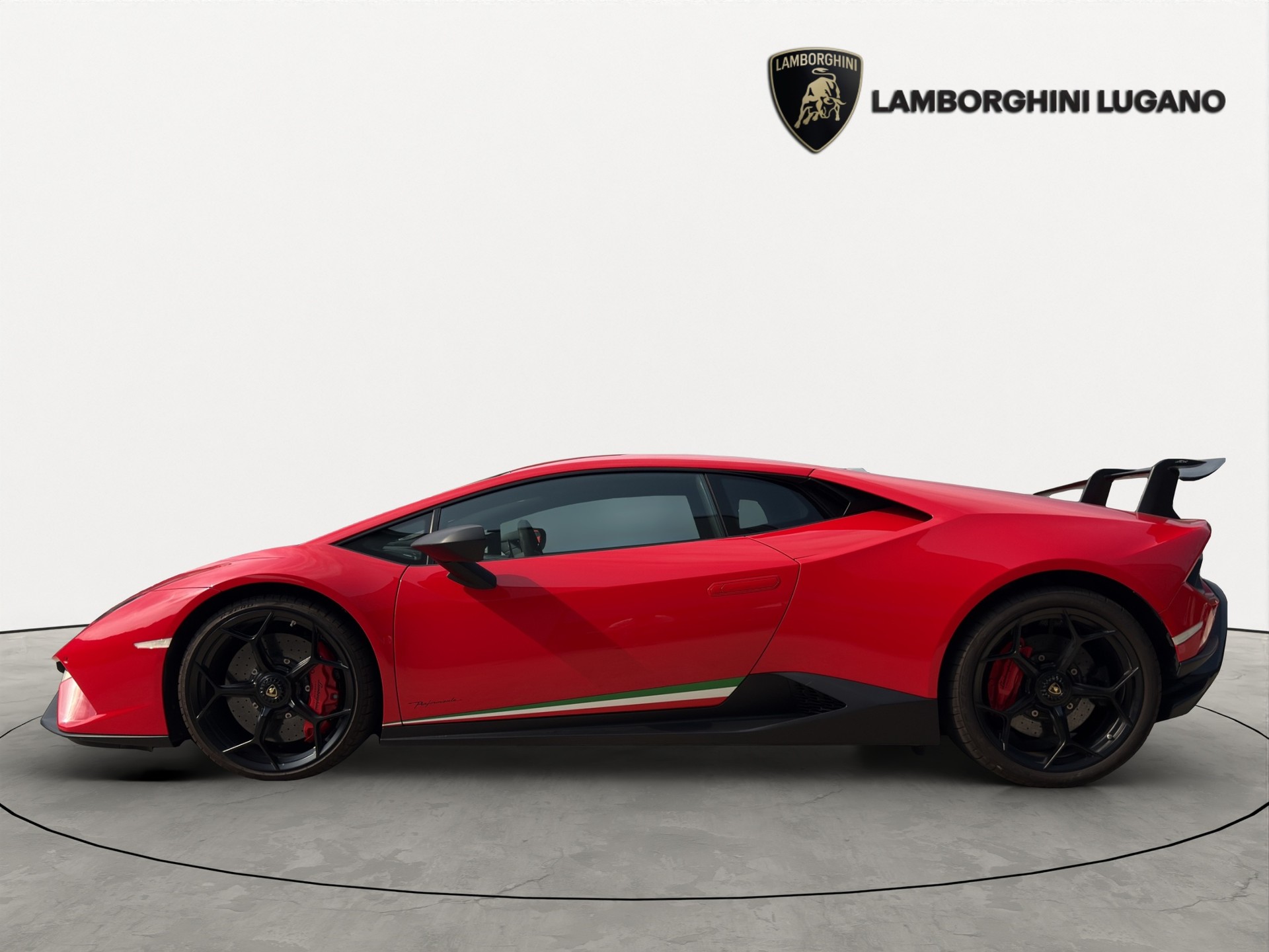 LAMBORGHINI Huracan Performante MY18 Selezione Certified Pre-Owned Certifications: 150-point check list Lamborghini Lugano-showroom-element-3