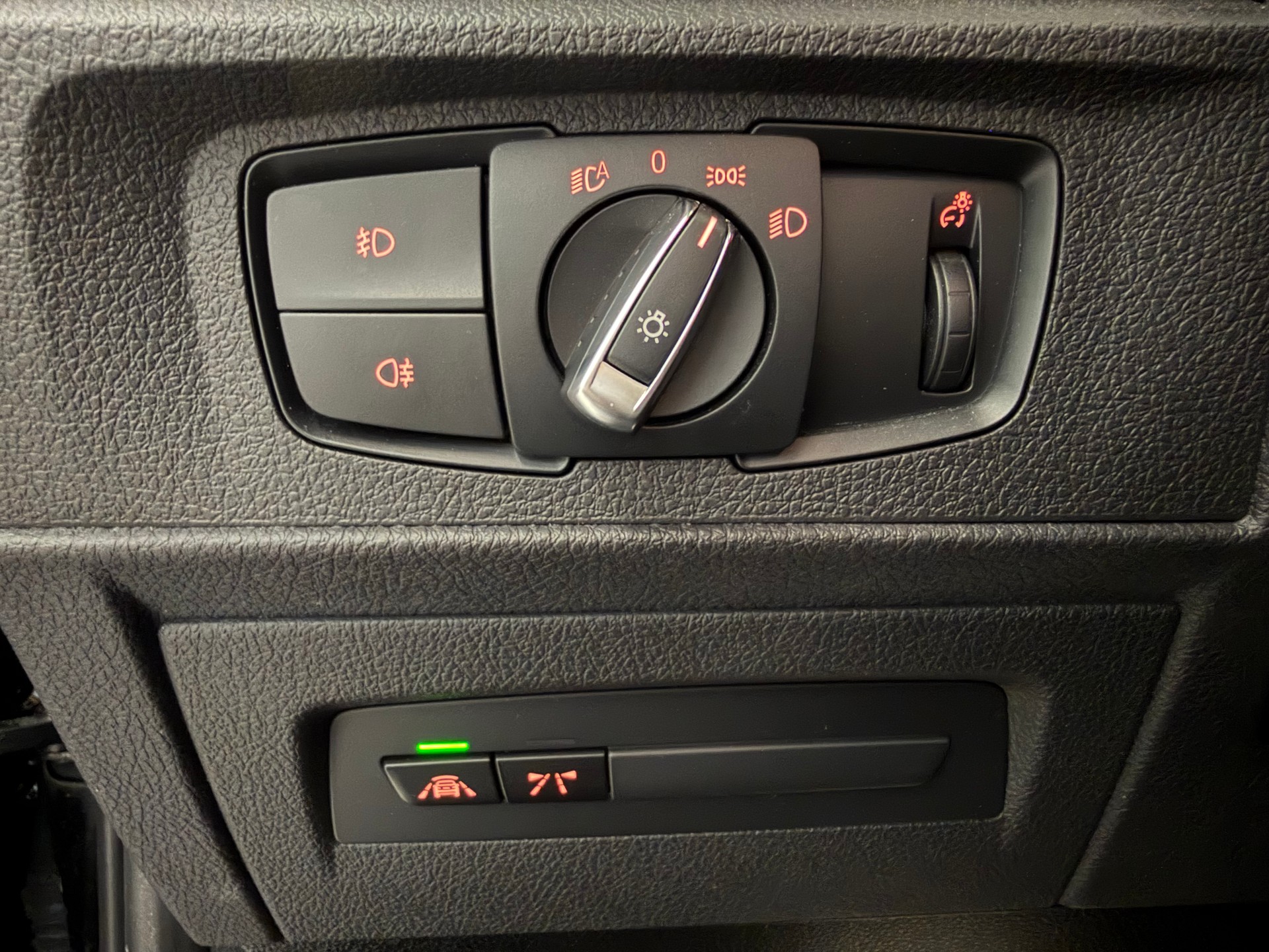BMW 120d xDrive Sport Line Steptronic-image-30