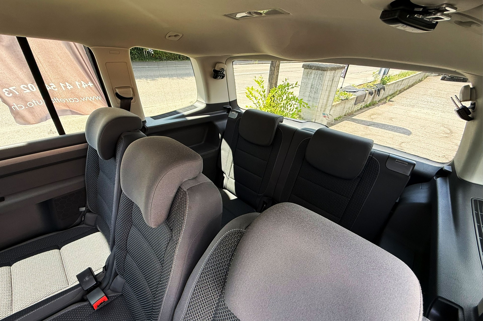 VW Touran Comfortline 1.4 TSI-image-11