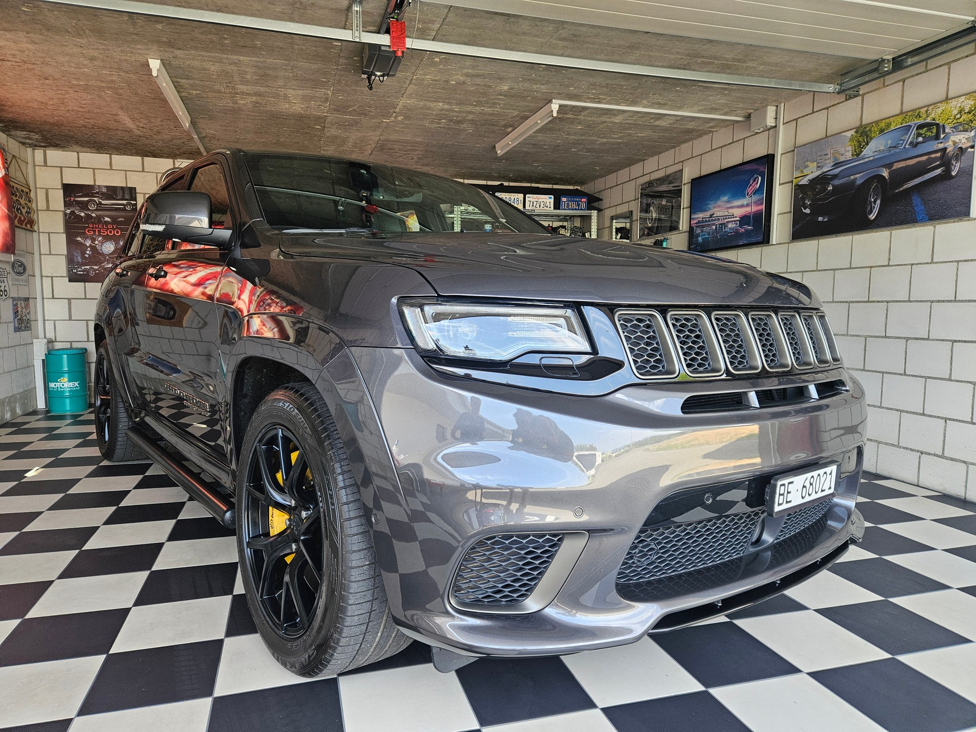 JEEP 6.2 V8 HEMI Trackhawk-image-1
