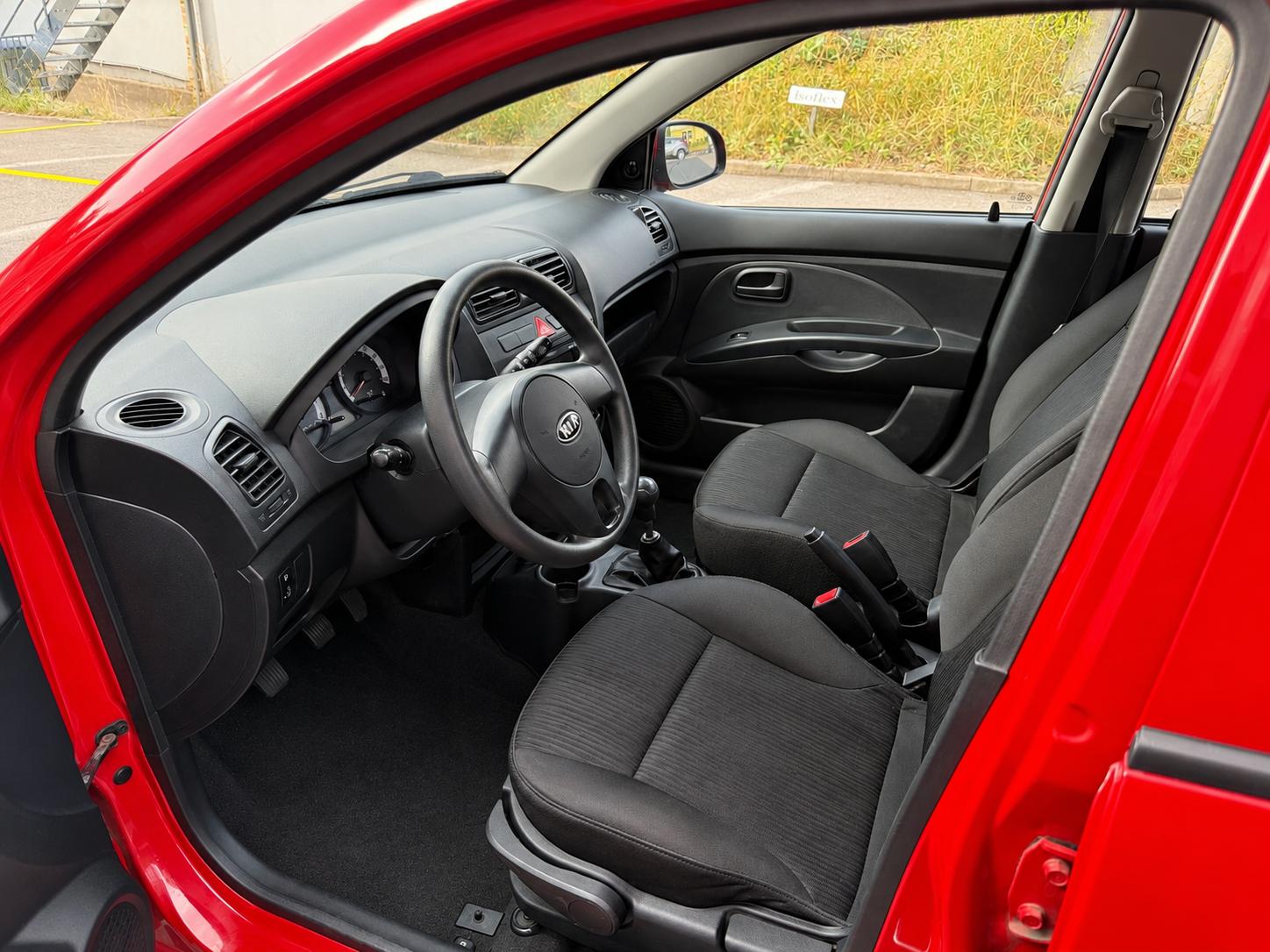 KIA Picanto 1.1 Classic-image-11