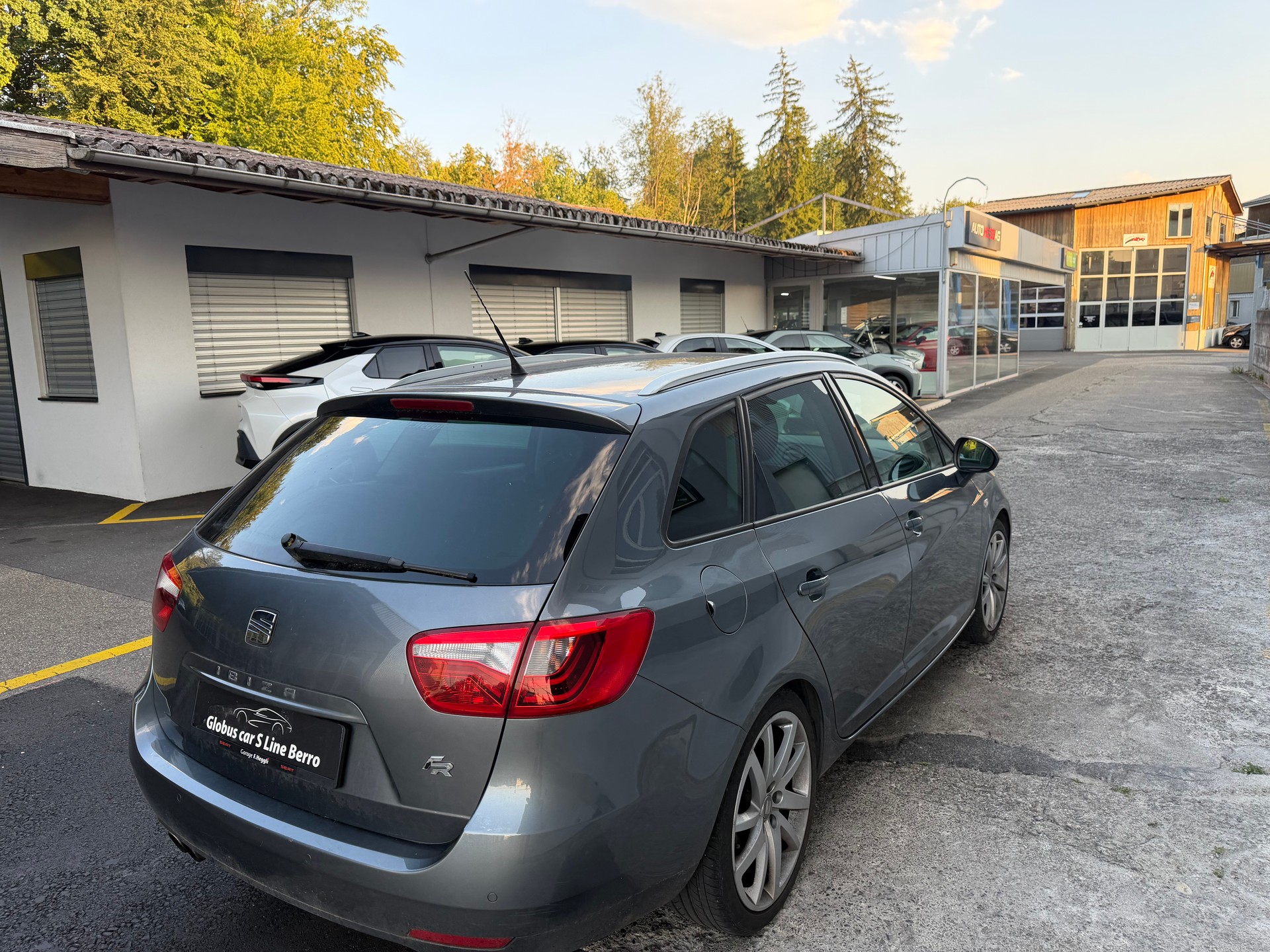 SEAT Ibiza ST 1.4 TSI FR DSG-image-4