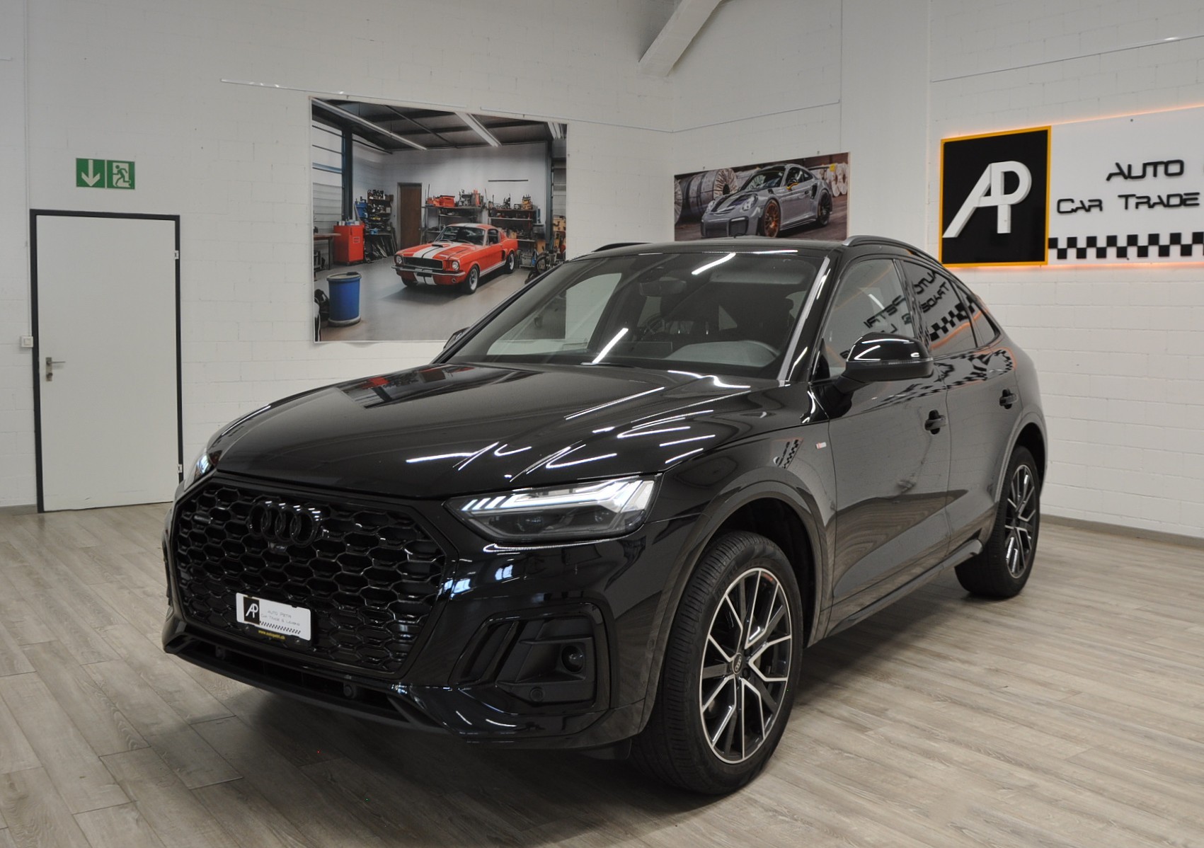AUDI Q5 Sportback 40 TDI Blackedition quattro S-tronic-image-7