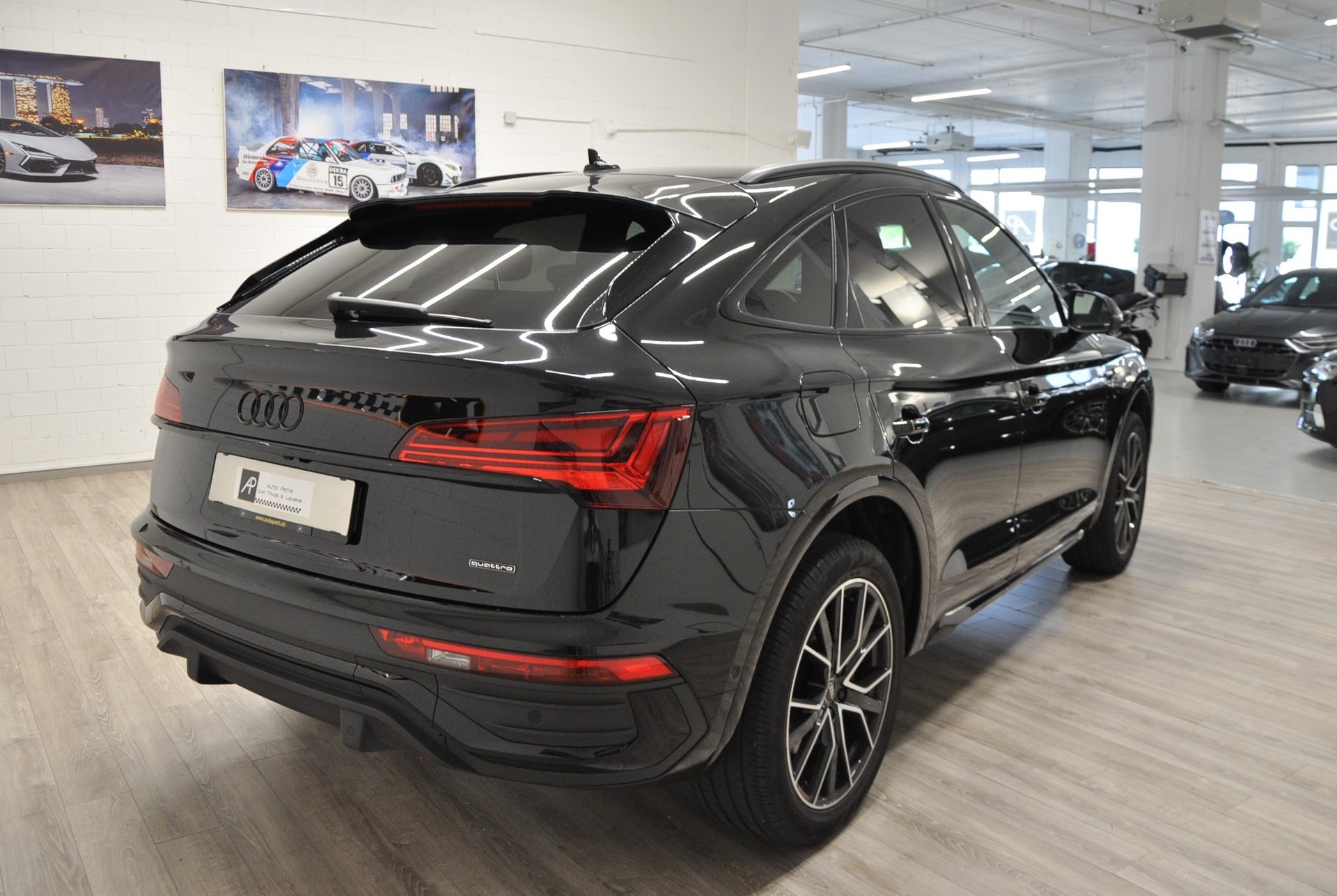 AUDI Q5 Sportback 40 TDI Blackedition quattro S-tronic-showroom-element-3