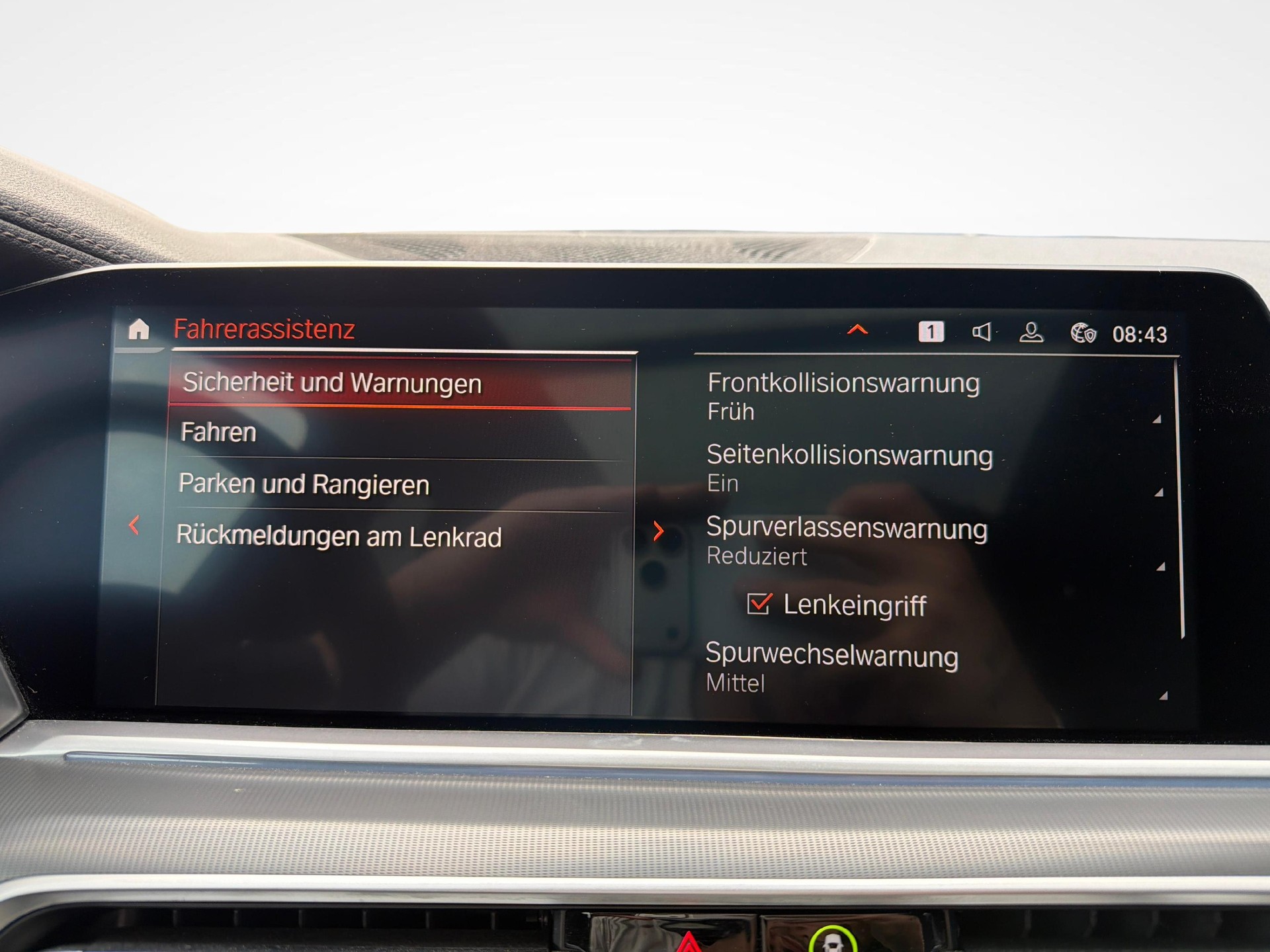 BMW X5 45e xDrive45e-image-15