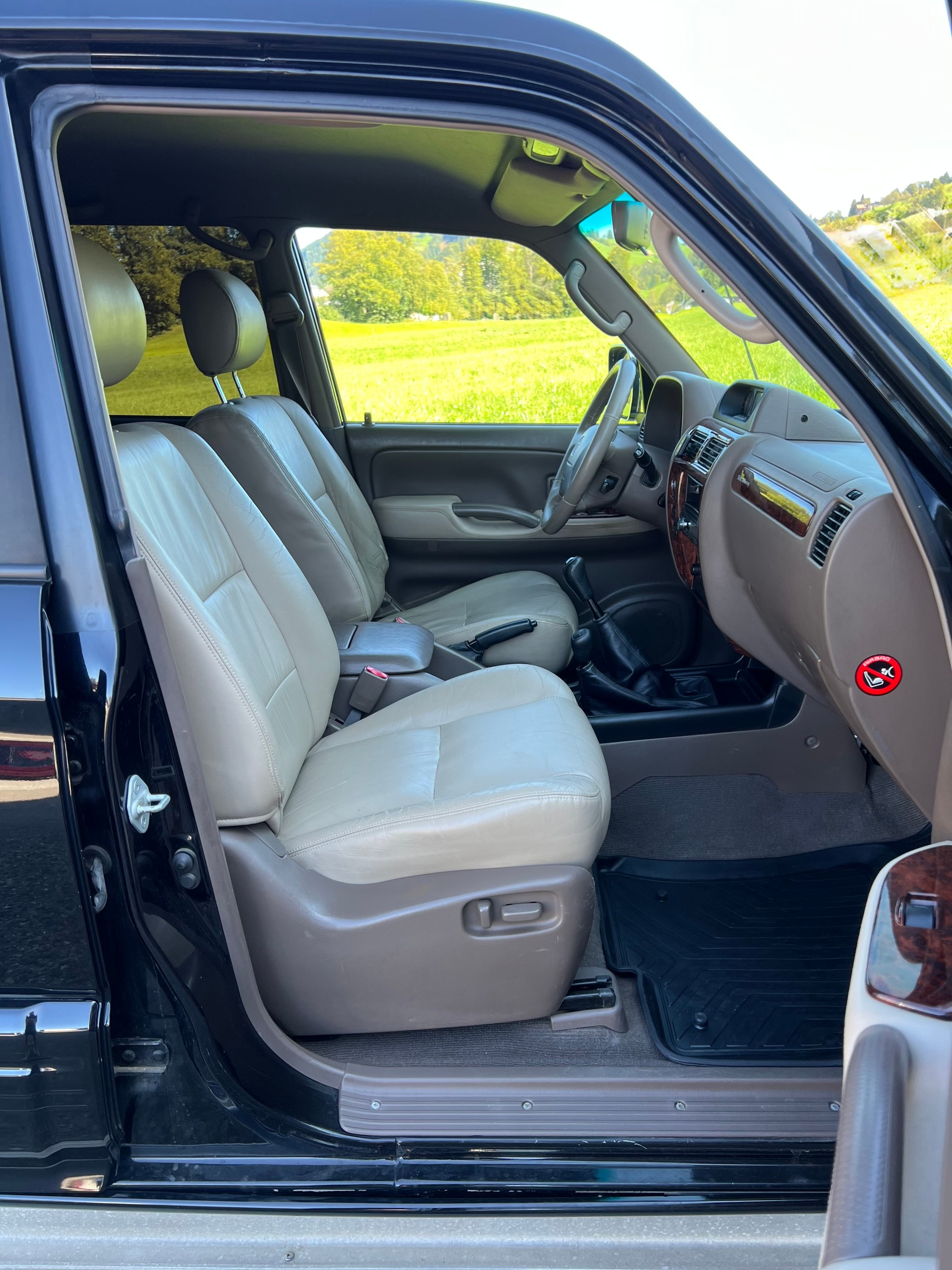 TOYOTA Land Cruiser 300 3.0 TD VX 50th Anniversary-image-16