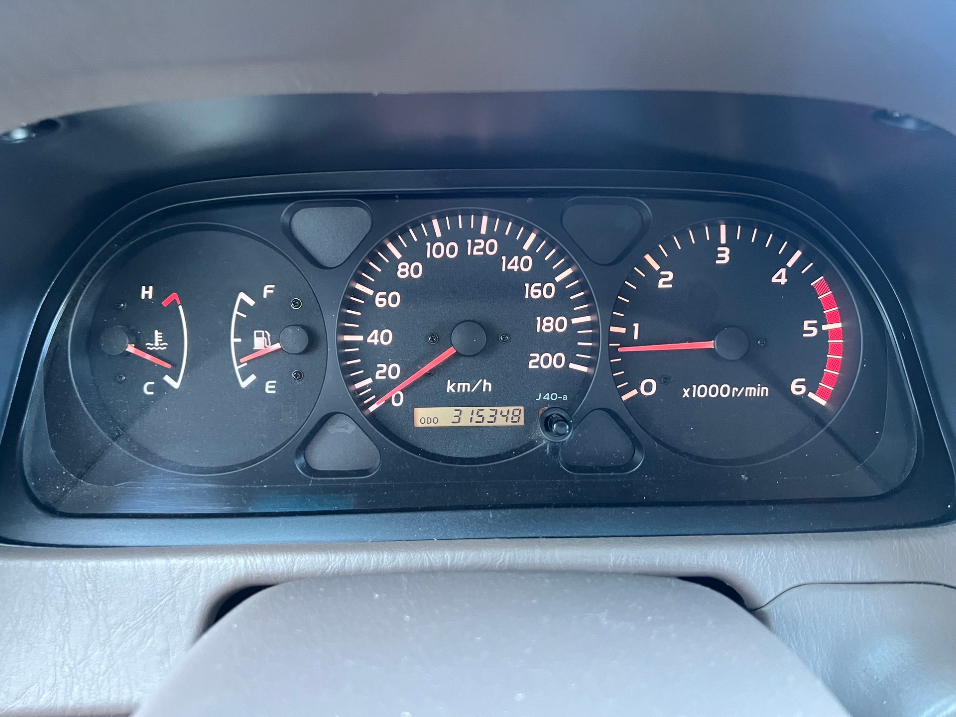 TOYOTA Land Cruiser 300 3.0 TD VX 50th Anniversary-image-18