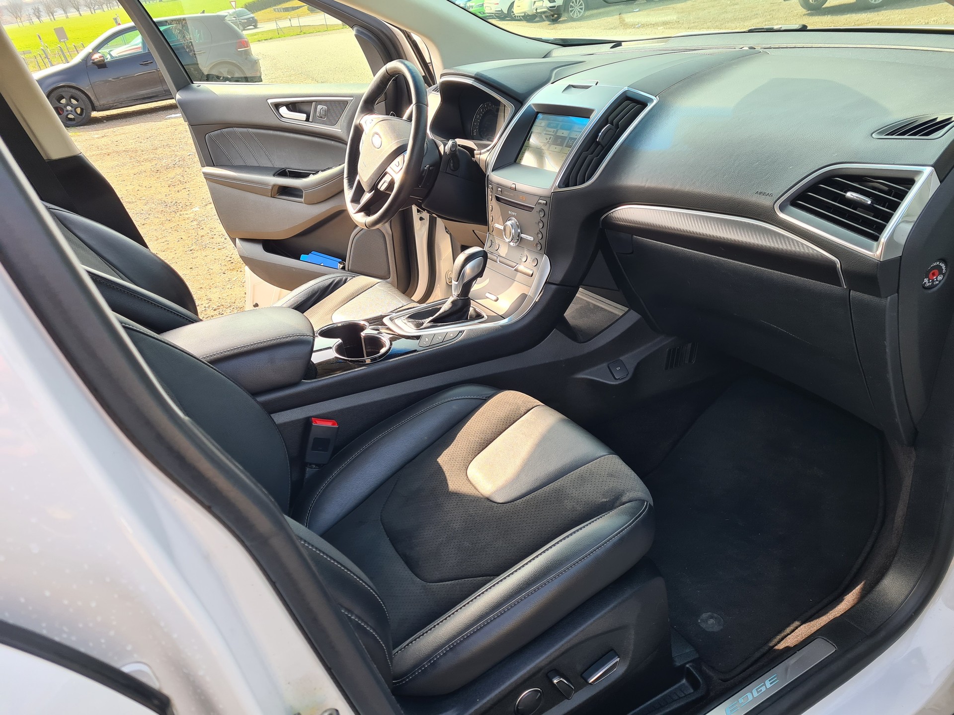 FORD Edge 2.0 TDCi 210 Sport 4x4-image-9