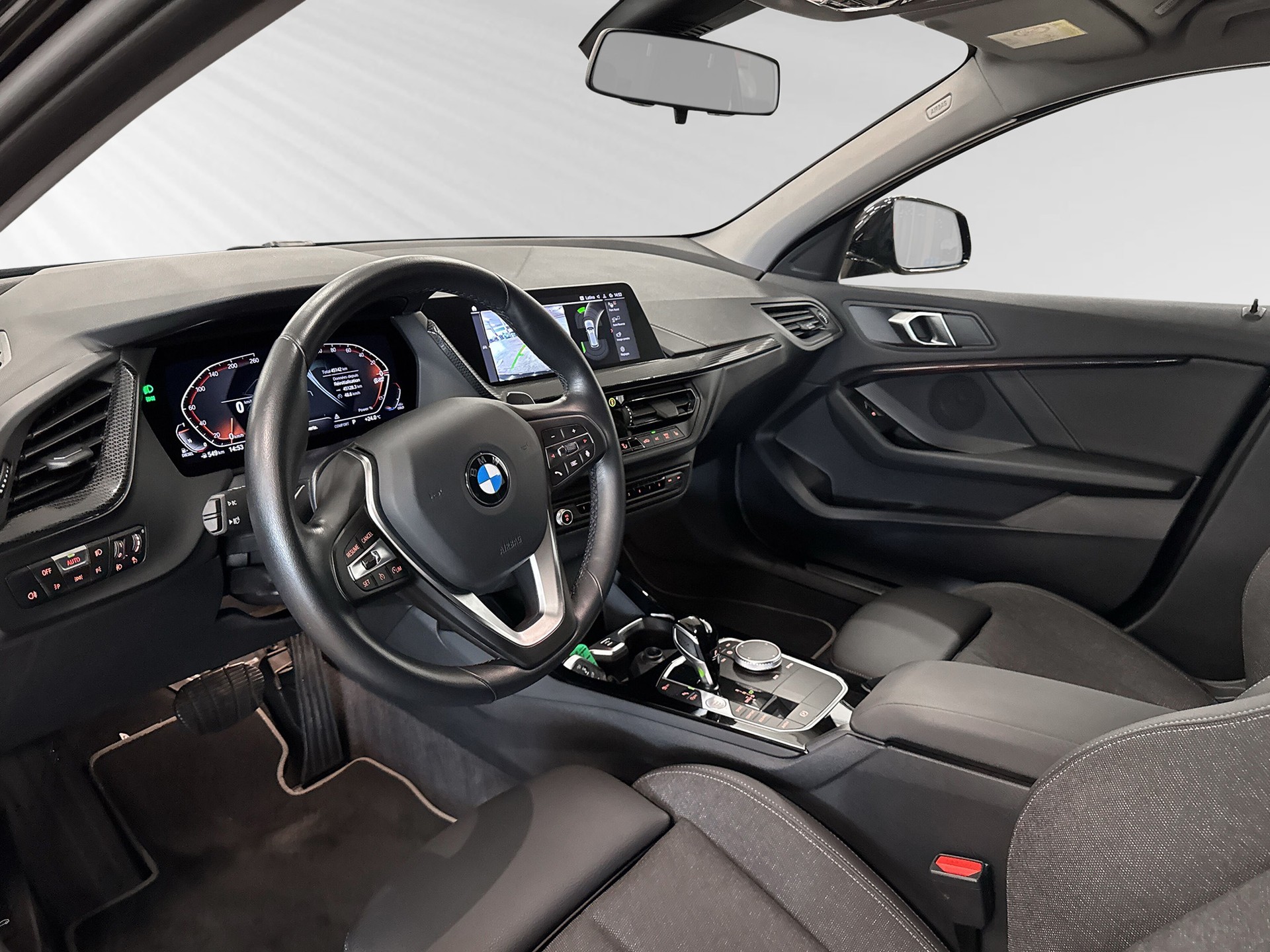 BMW 118d Steptronic Sport Line-showroom-element-3