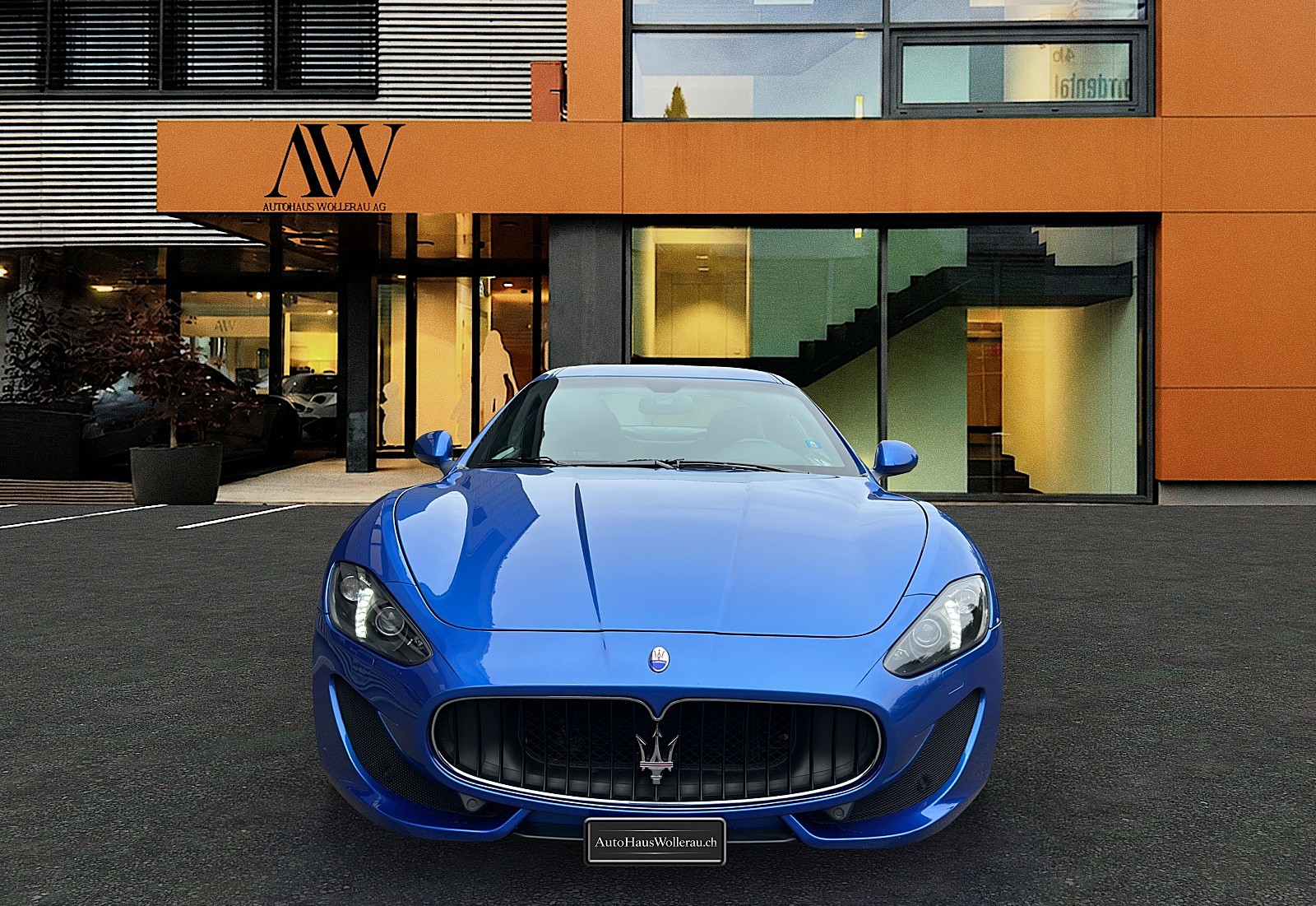 MASERATI Gran Turismo 4.7 V8 Sport / 1 Hand , Top Zustand-showroom-element-1